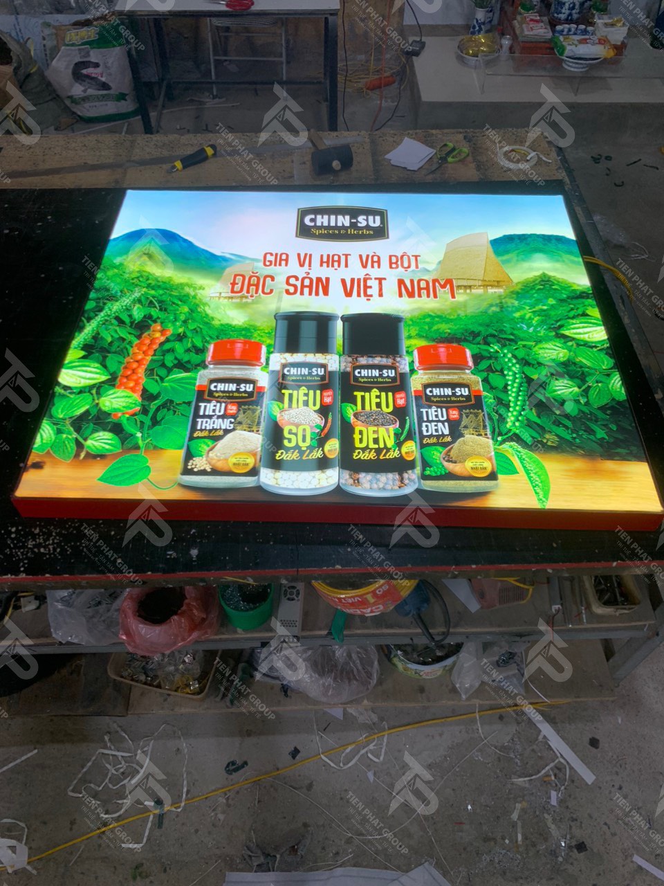 GIA CÔNG HỘP ĐÈN NHÉT CẠNH _thumbnail_8