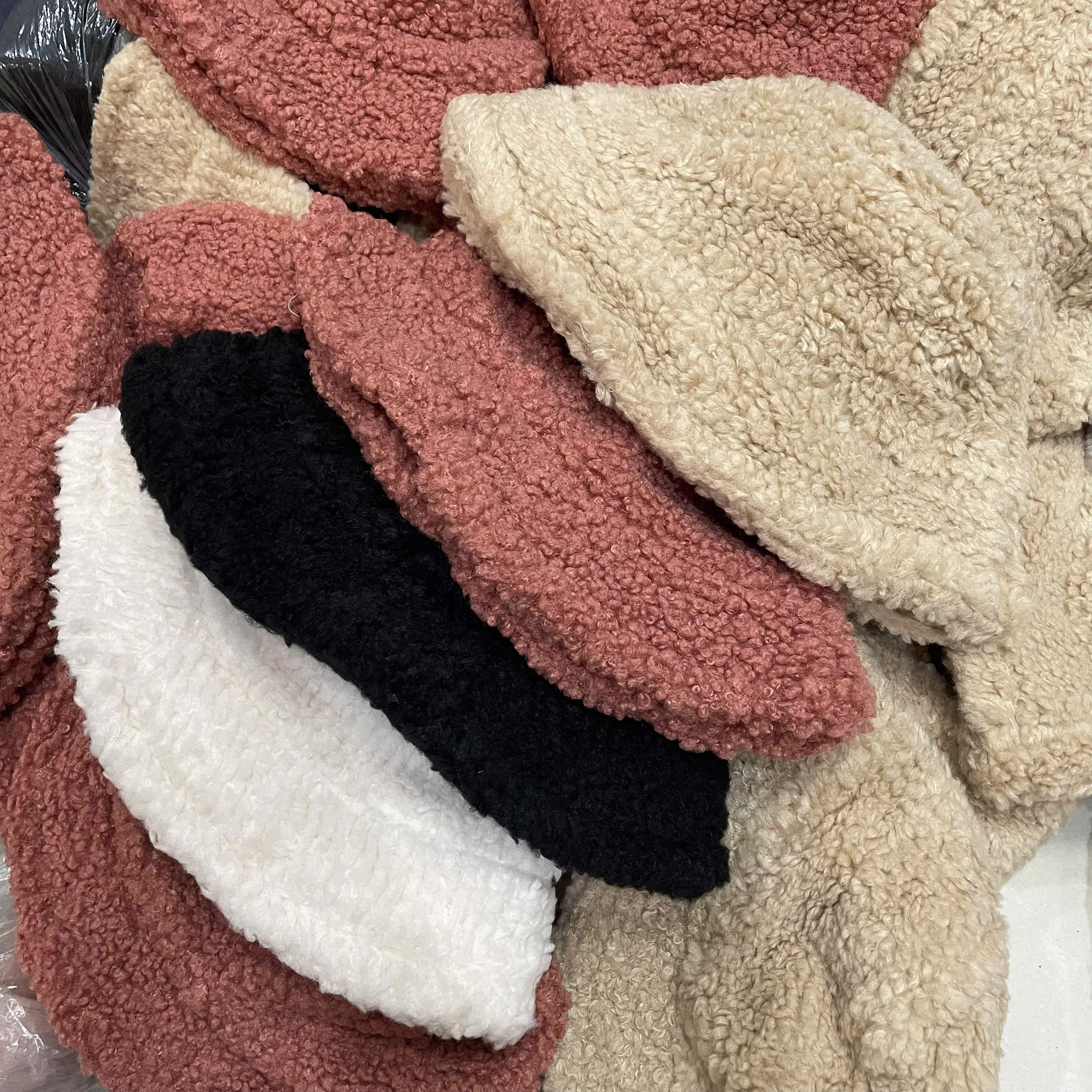 NON LONG XUAT_thumbnail_0