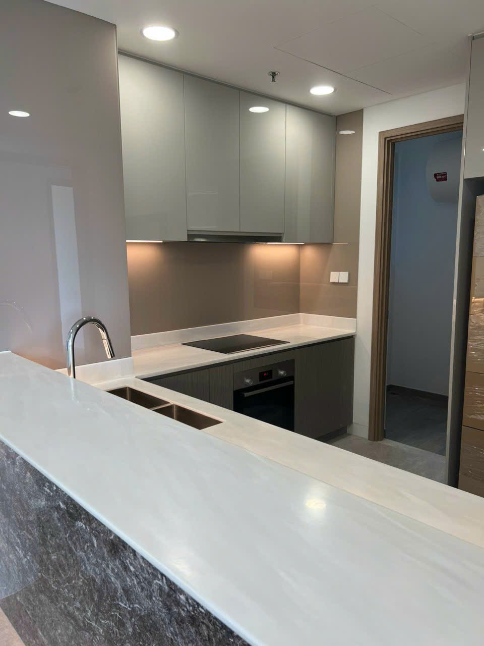 Cho thuê căn hộ The River Thủ Thiêm full nội thất như hình giá chỉ 28tr/tháng _ NTCB giá 21tr_thumbnail_1