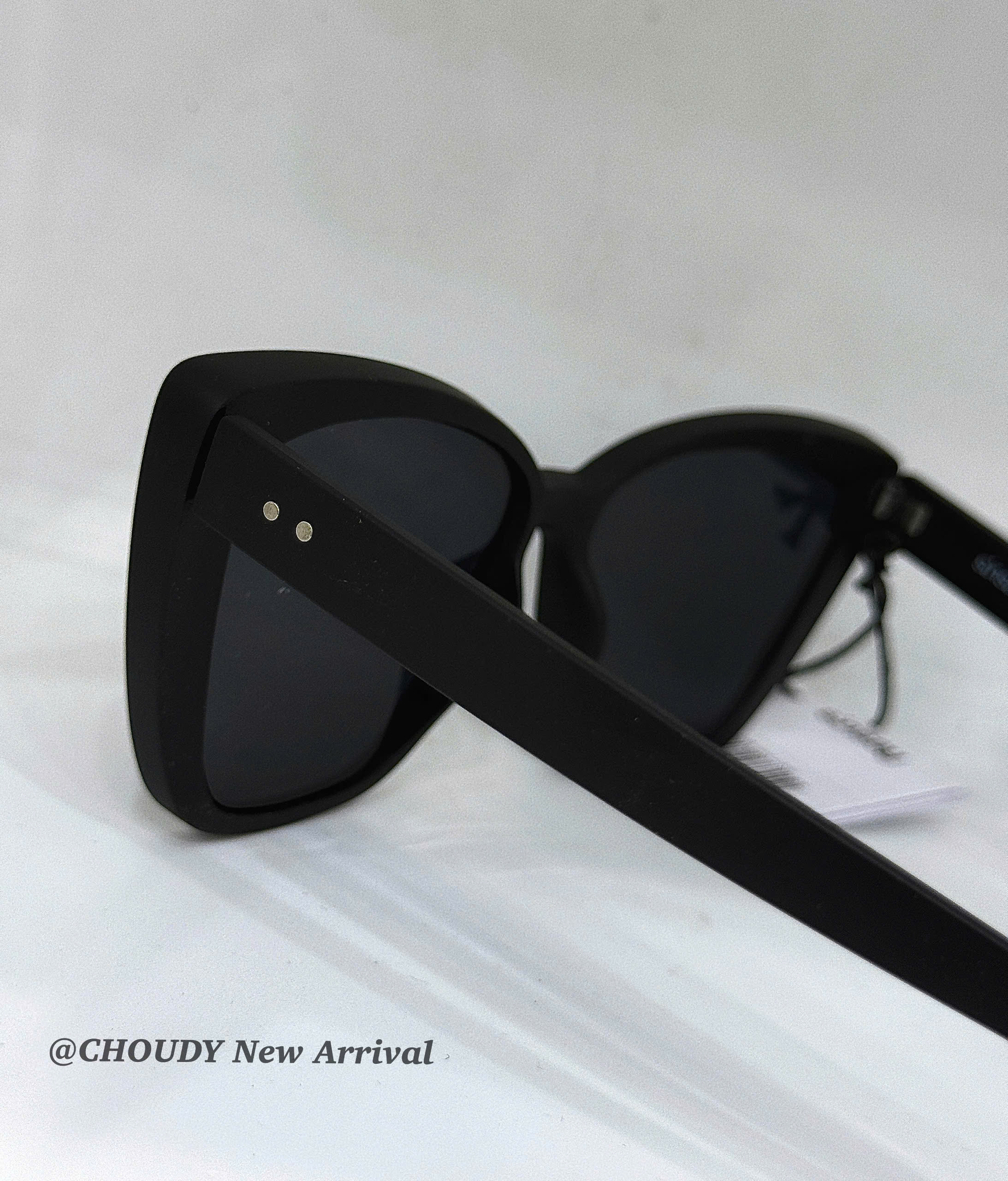 SALE M24 MẮT KÍNH ĐEN_thumbnail_4