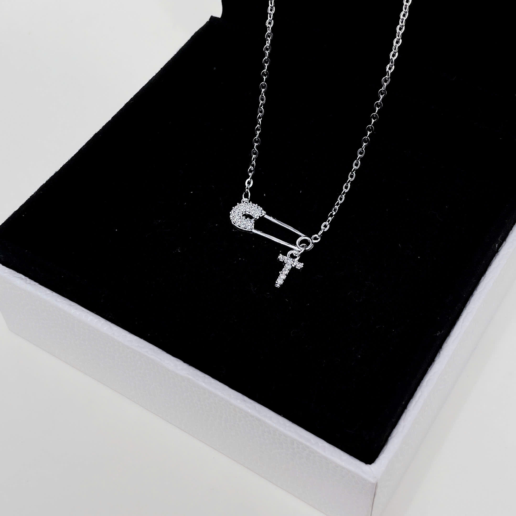 D250 - Dây chuyền Safety pin mix chữ cái theo yêu cầu_thumbnail_3