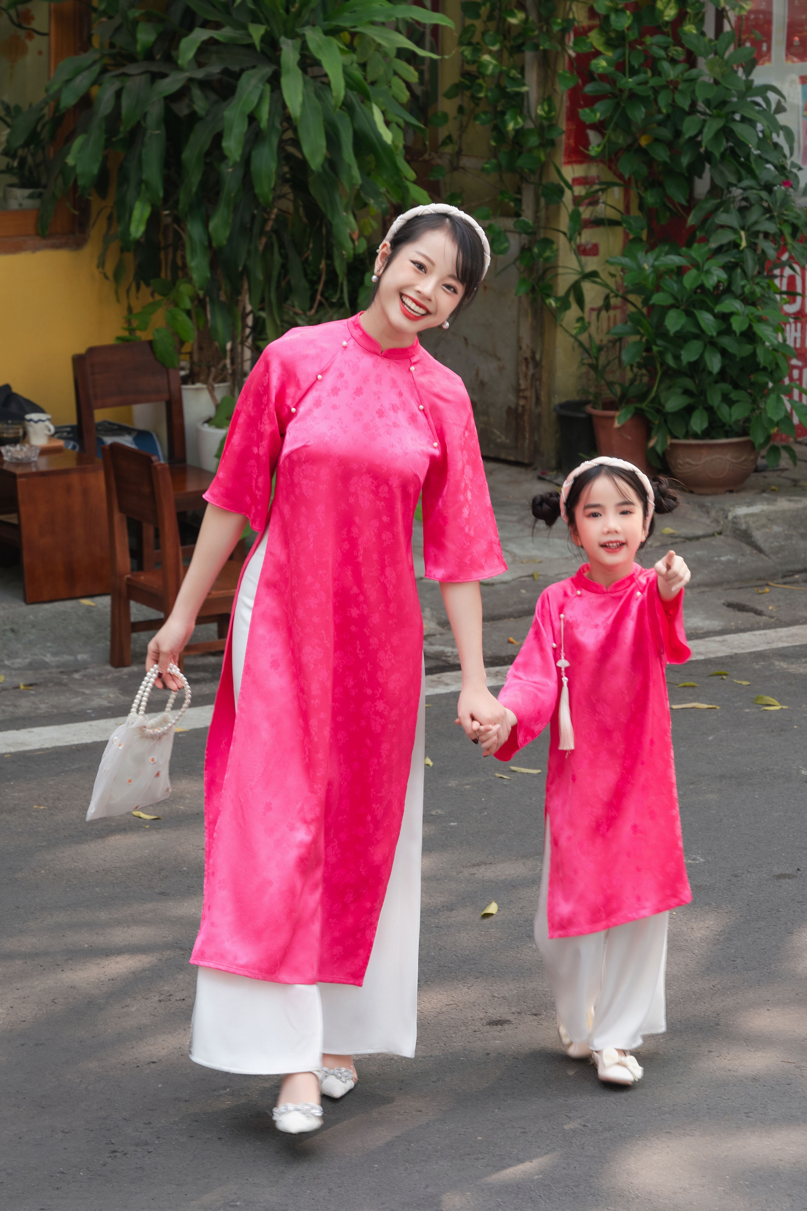 Áo dài Cẩm Mịch mẹ_thumbnail_6