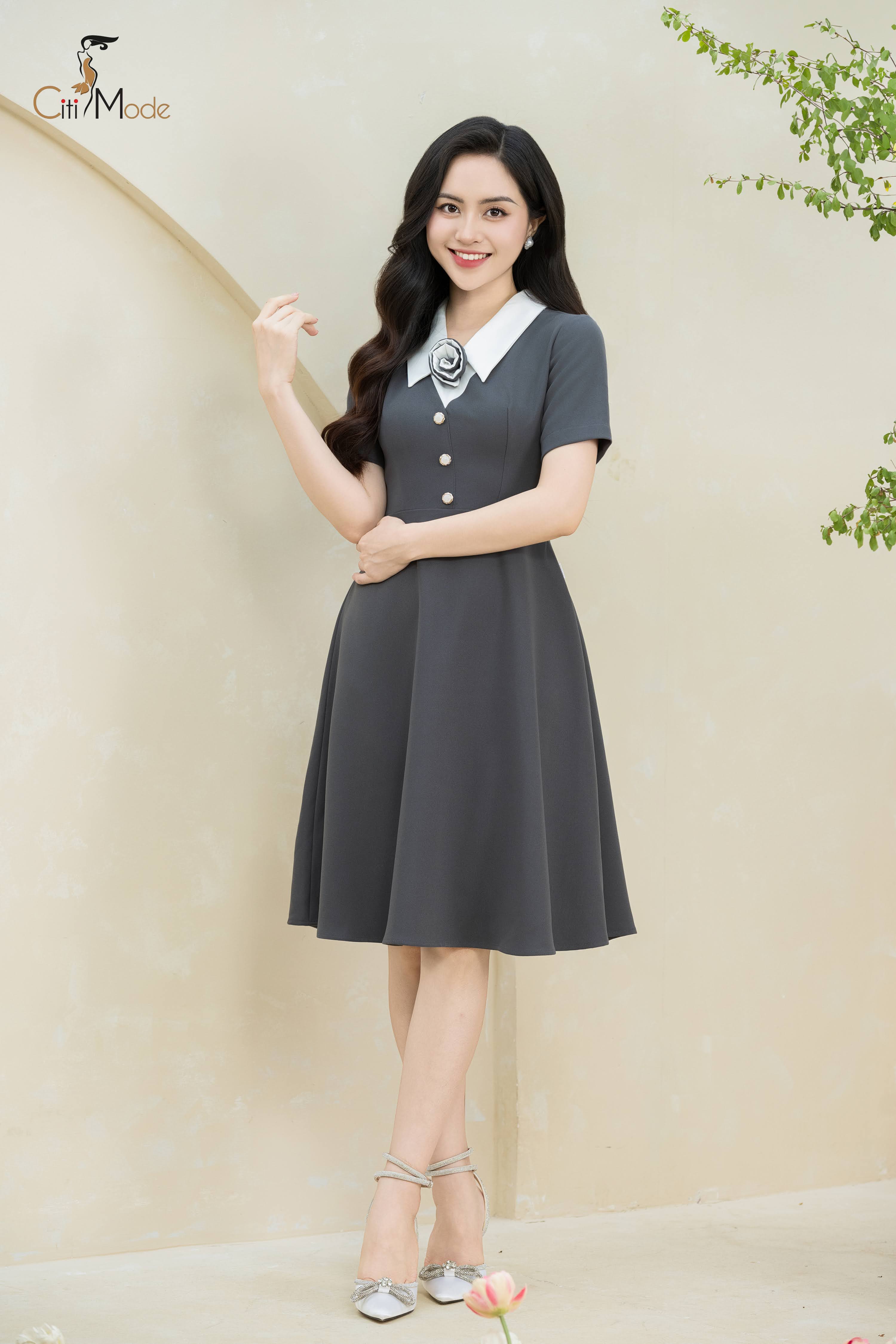 Đầm xoè xám phối cổ trắng đính hoa_thumbnail_2