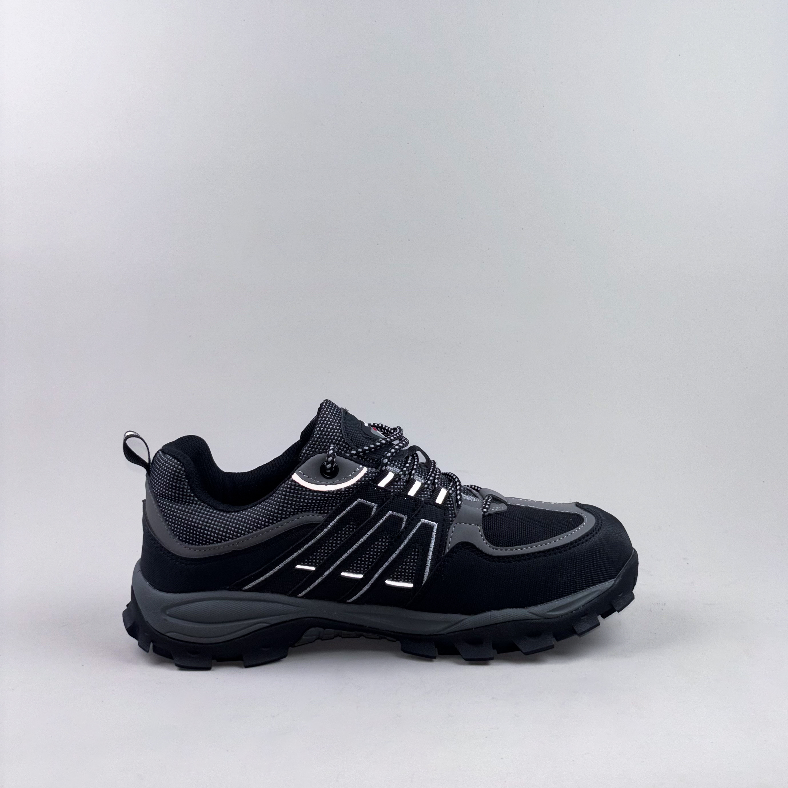 Apex Tracker Safety Shoes_thumbnail_3