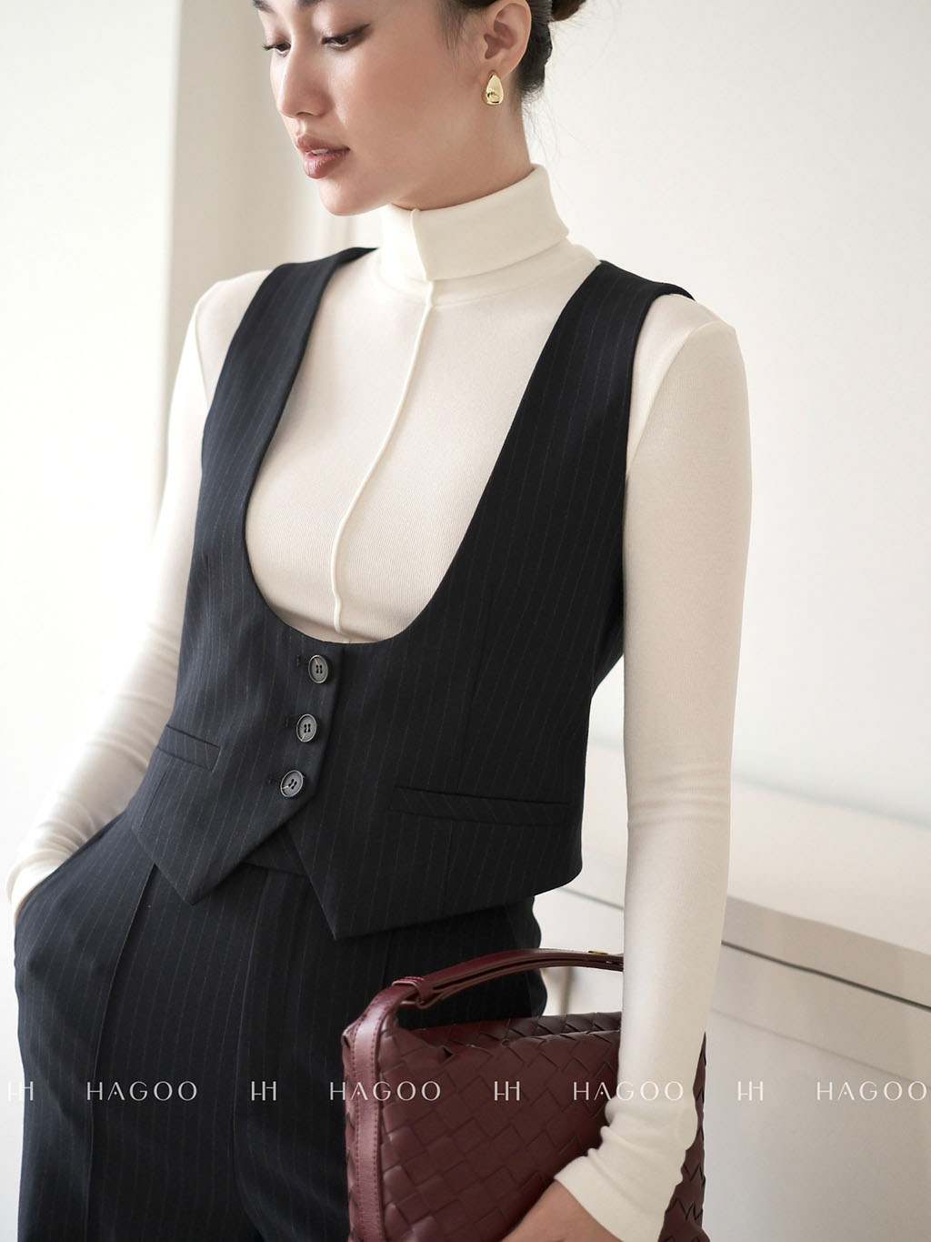 Áo thun cổ lọ bấu gân HAGOO_thumbnail_8