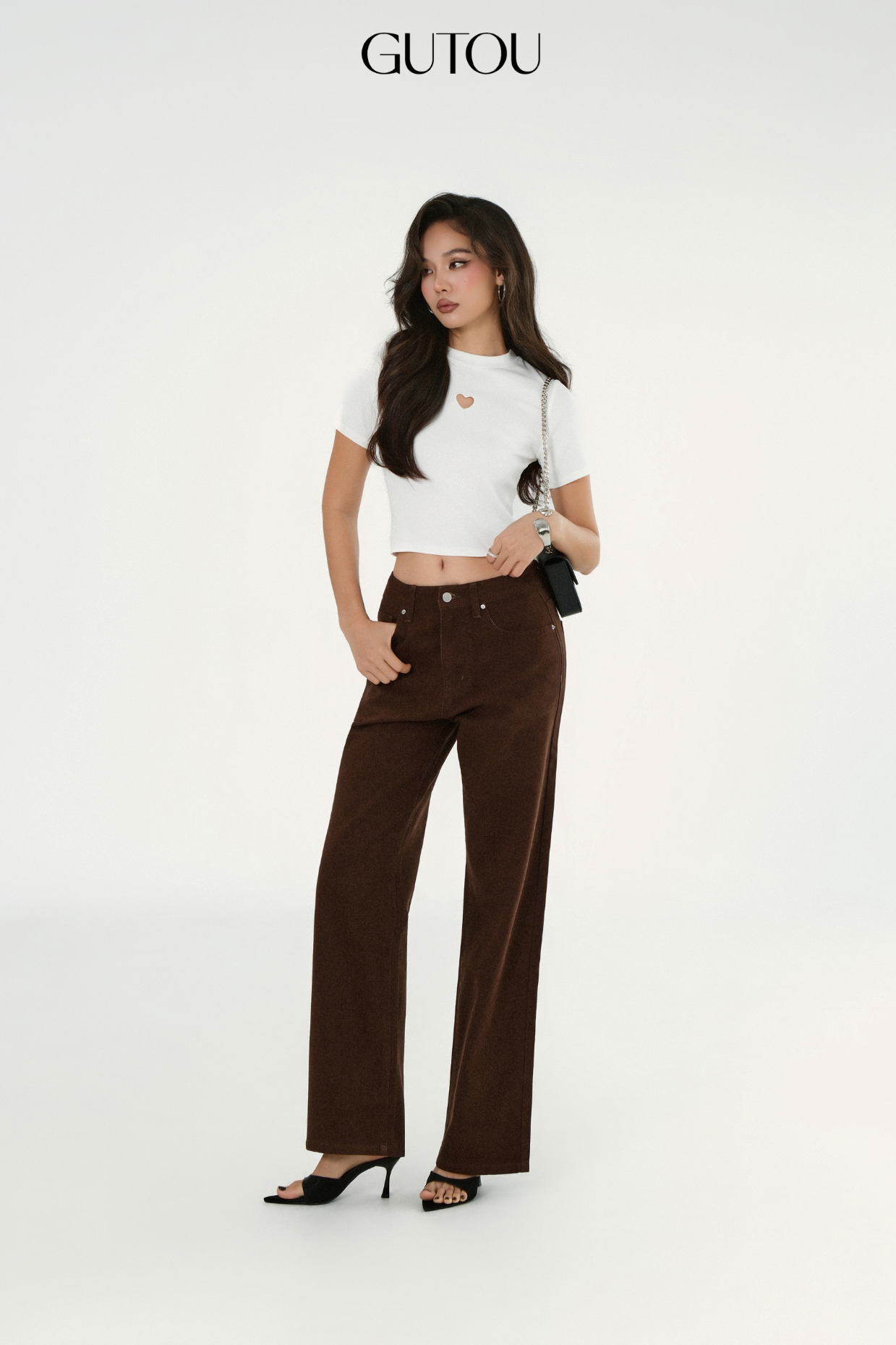 [ GUTOU ] Quần Jean Suông Heart Embroi_thumbnail_10