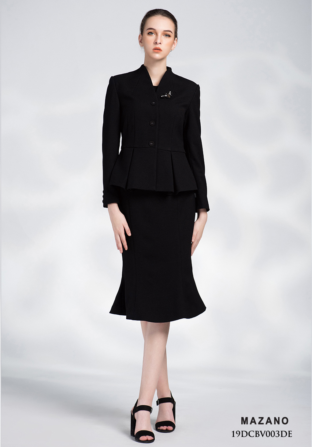 Bộ Áo vest đính đá và Chân váy đuôi cá vải Tuytxi màu đen_thumbnail_2