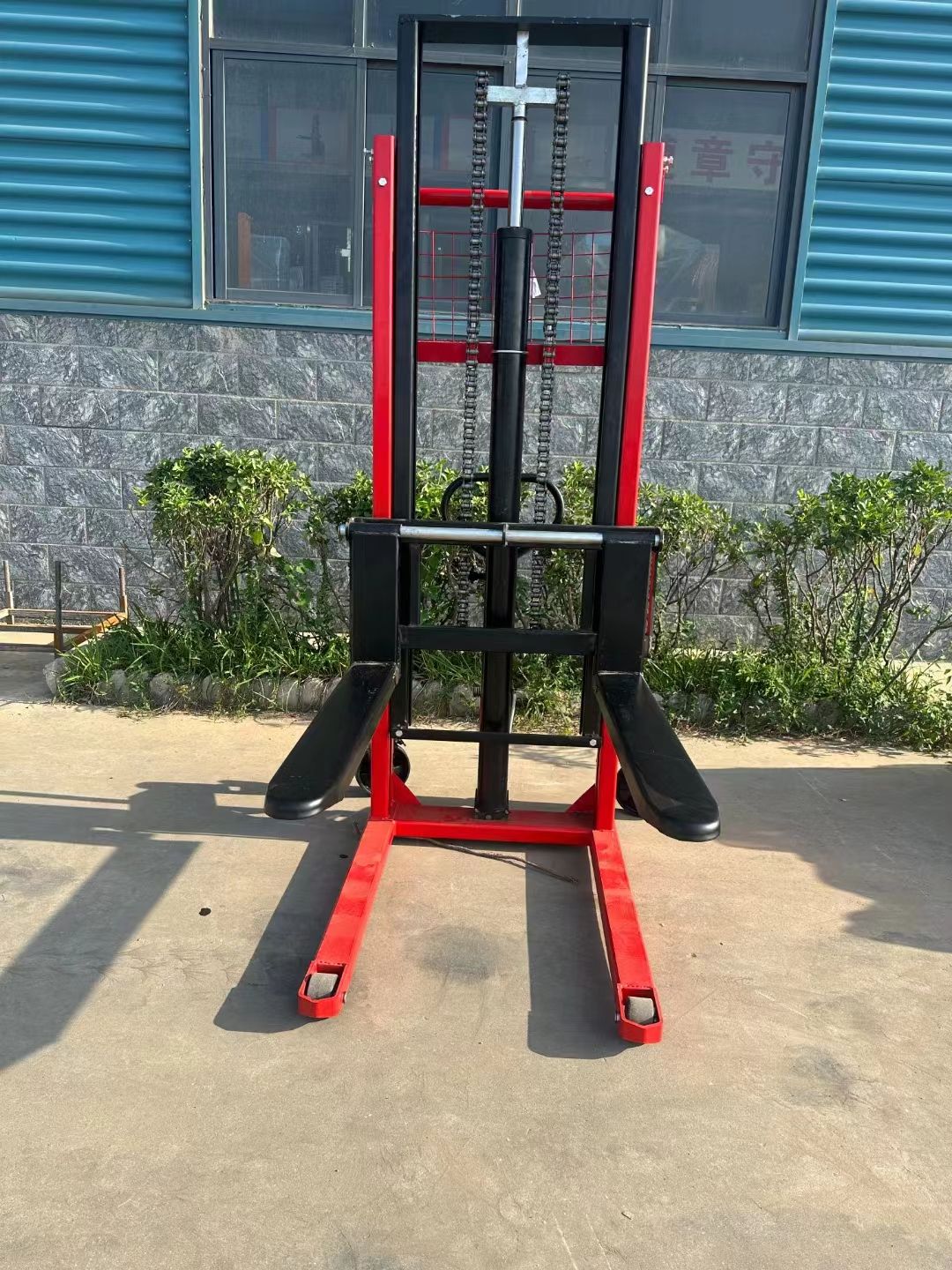 Xe nâng tay cao thuỷ lực an phát