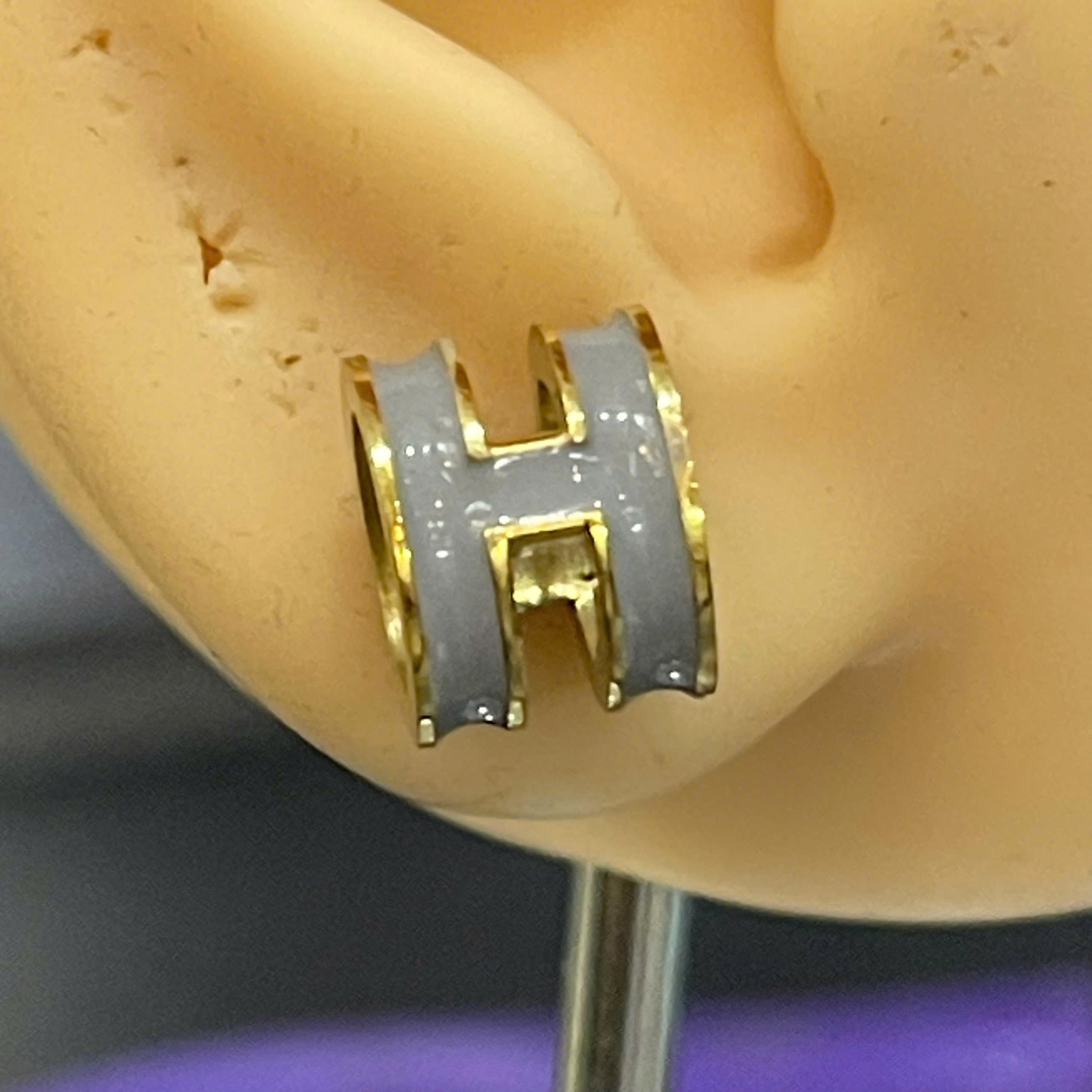 khuyên kiểu cặp vàng chữ H xám be_thumbnail_3
