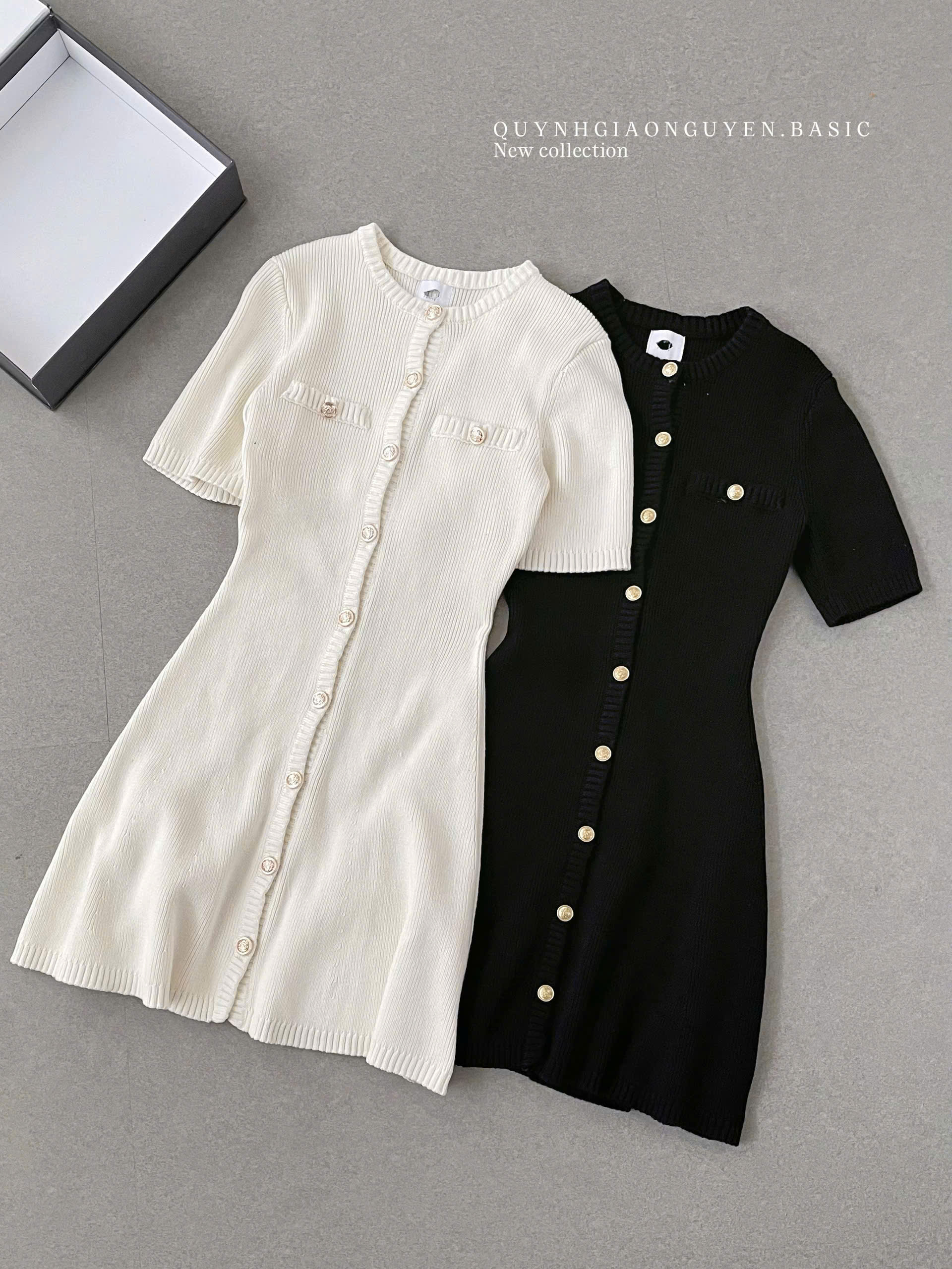 Đầm len gân phối cúc ( ĐEN )_thumbnail_0