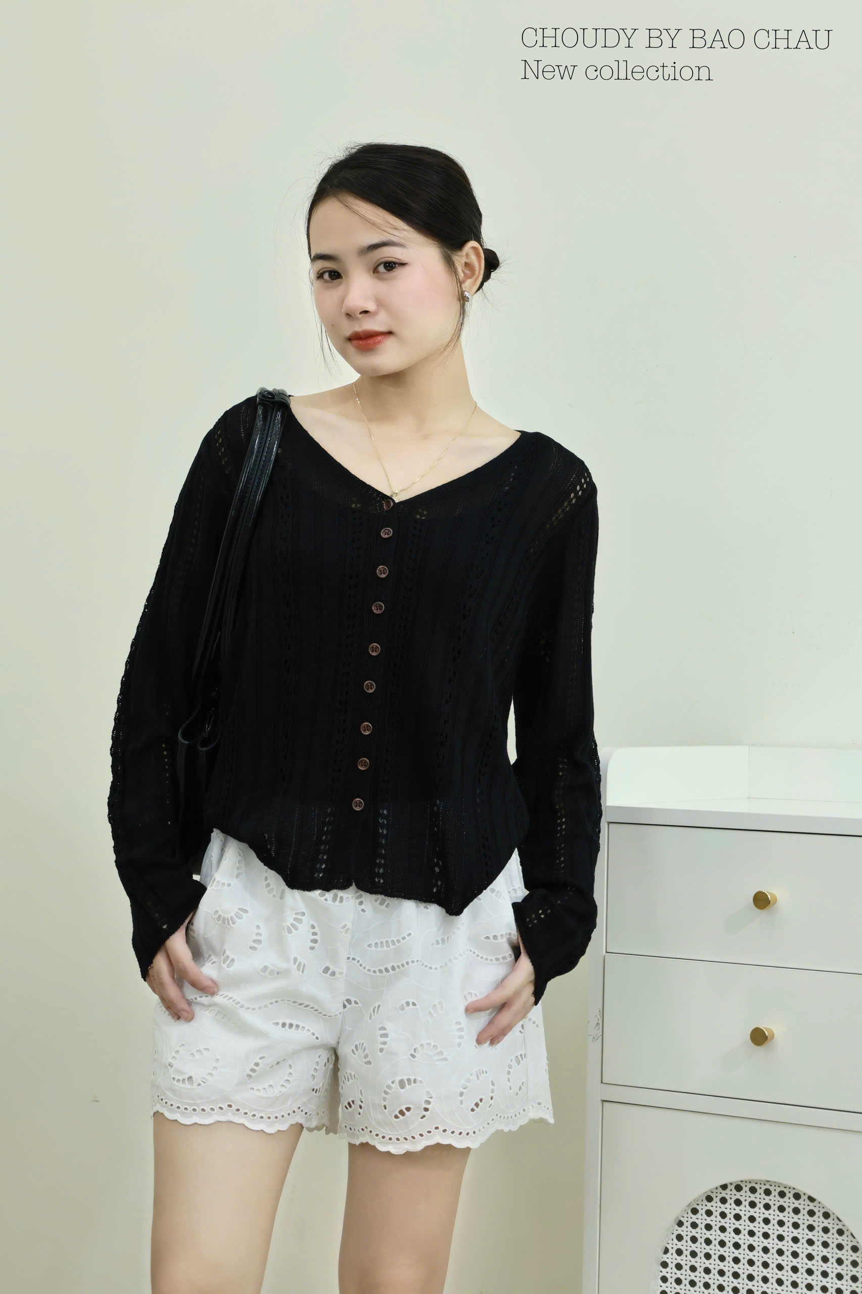 SALE Q77 QUẦN SHORT TRẮNG