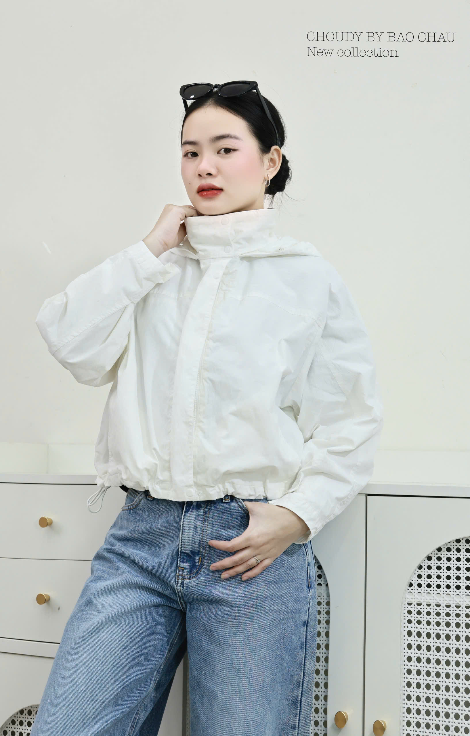 A834 ÁO KHOÁC TRẮNG