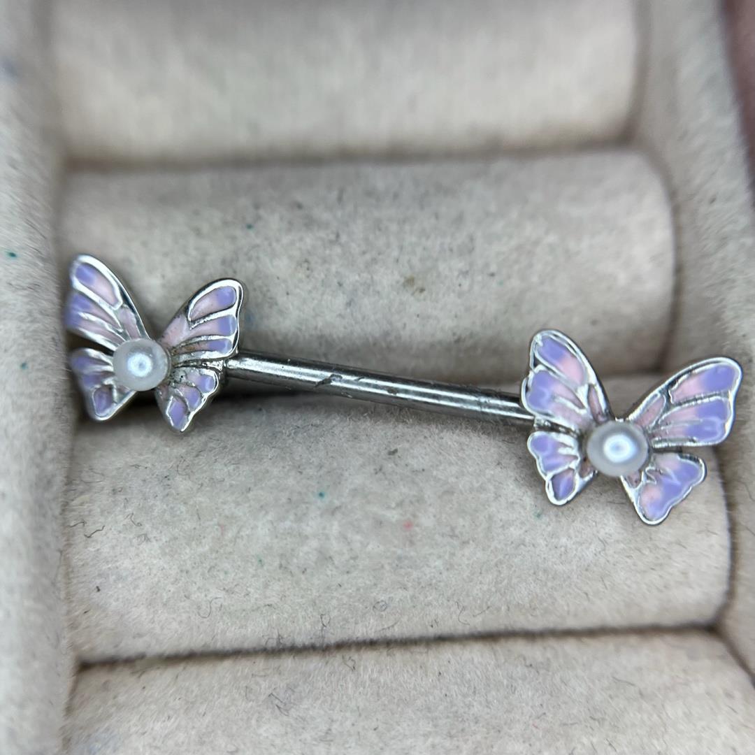 Khuyên Ti 2 đầu bướm tím loang hồng