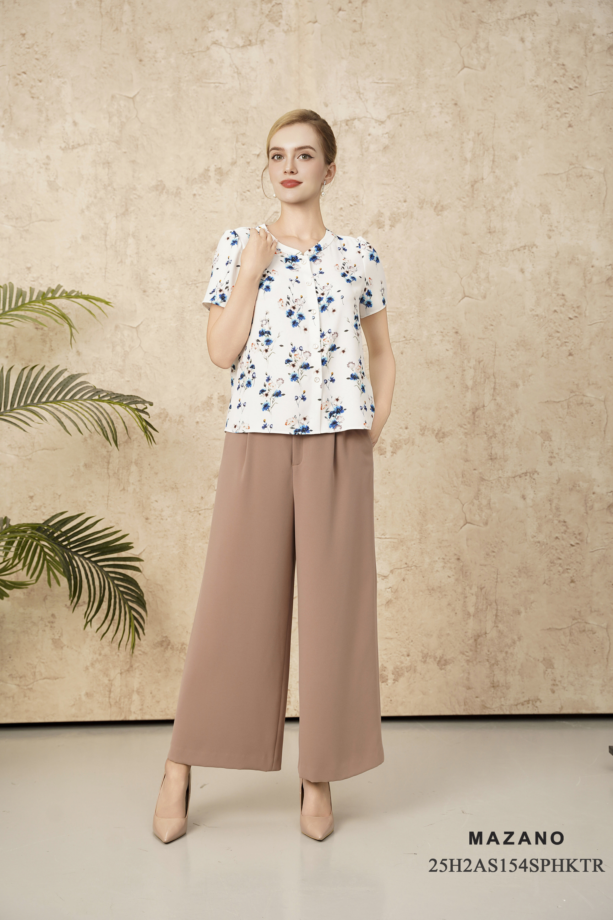 Áo sơ mi suông cài khuy Cổ nằm cách điệu dài áo qua eo