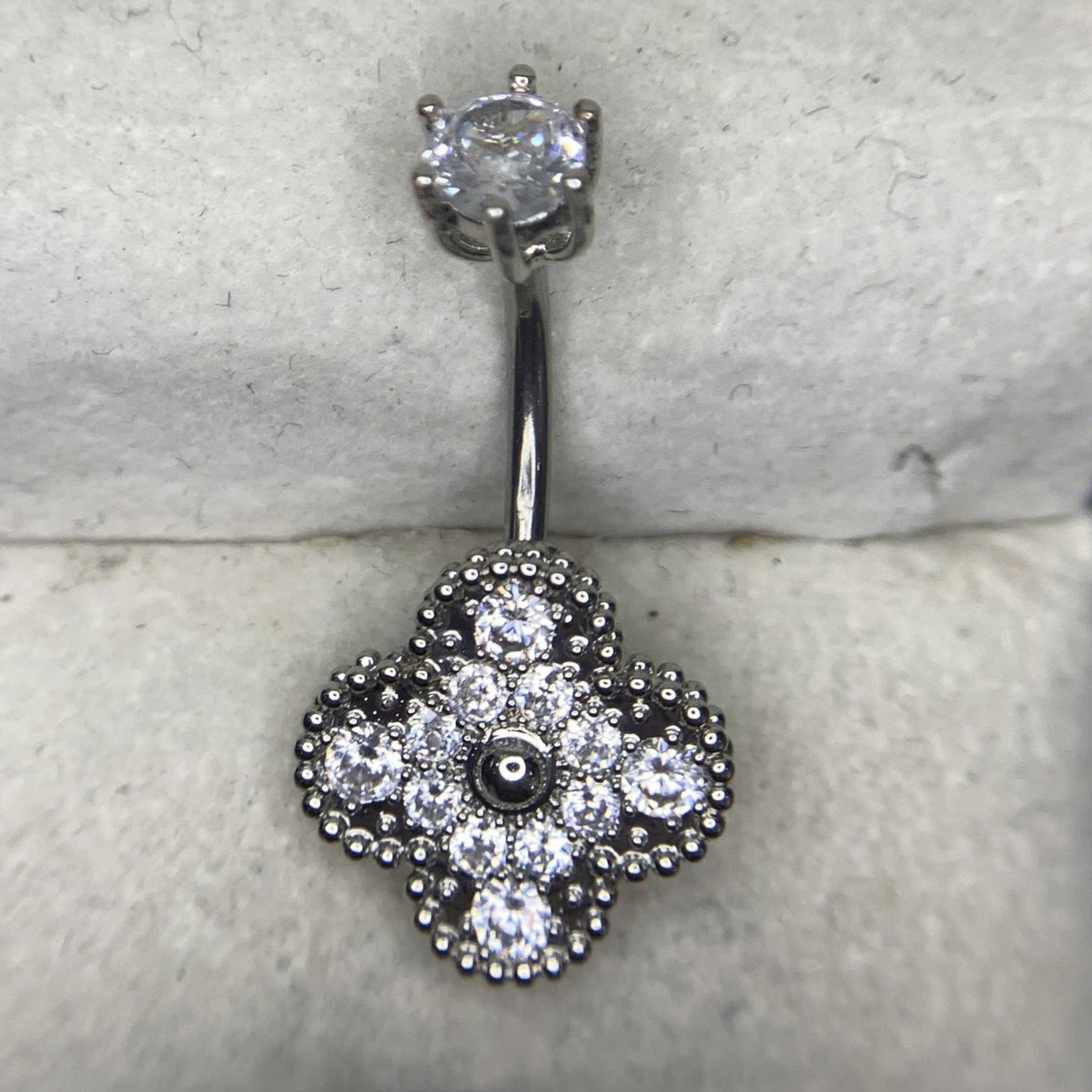 rốn kim cương vancleef bốn cánh bạc _thumbnail_1