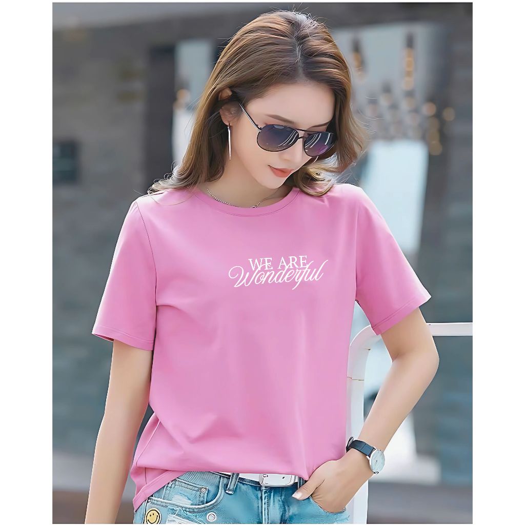 [Form Rộng] Áo thun nữ in chữ 'We are Wonderful' - LOZA RT8208