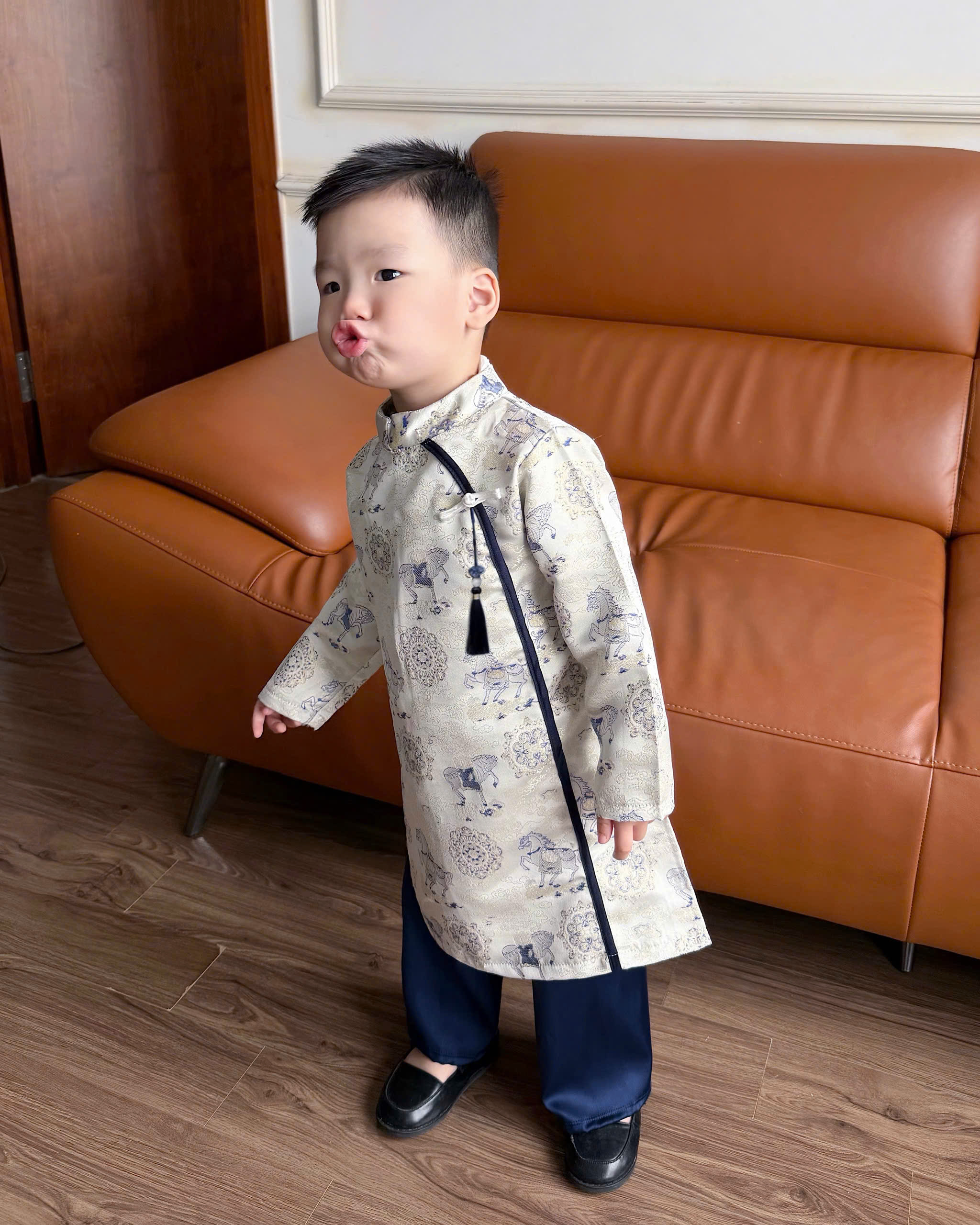 T35B ÁO DÀI TẾT MÃ 4- A106.267B