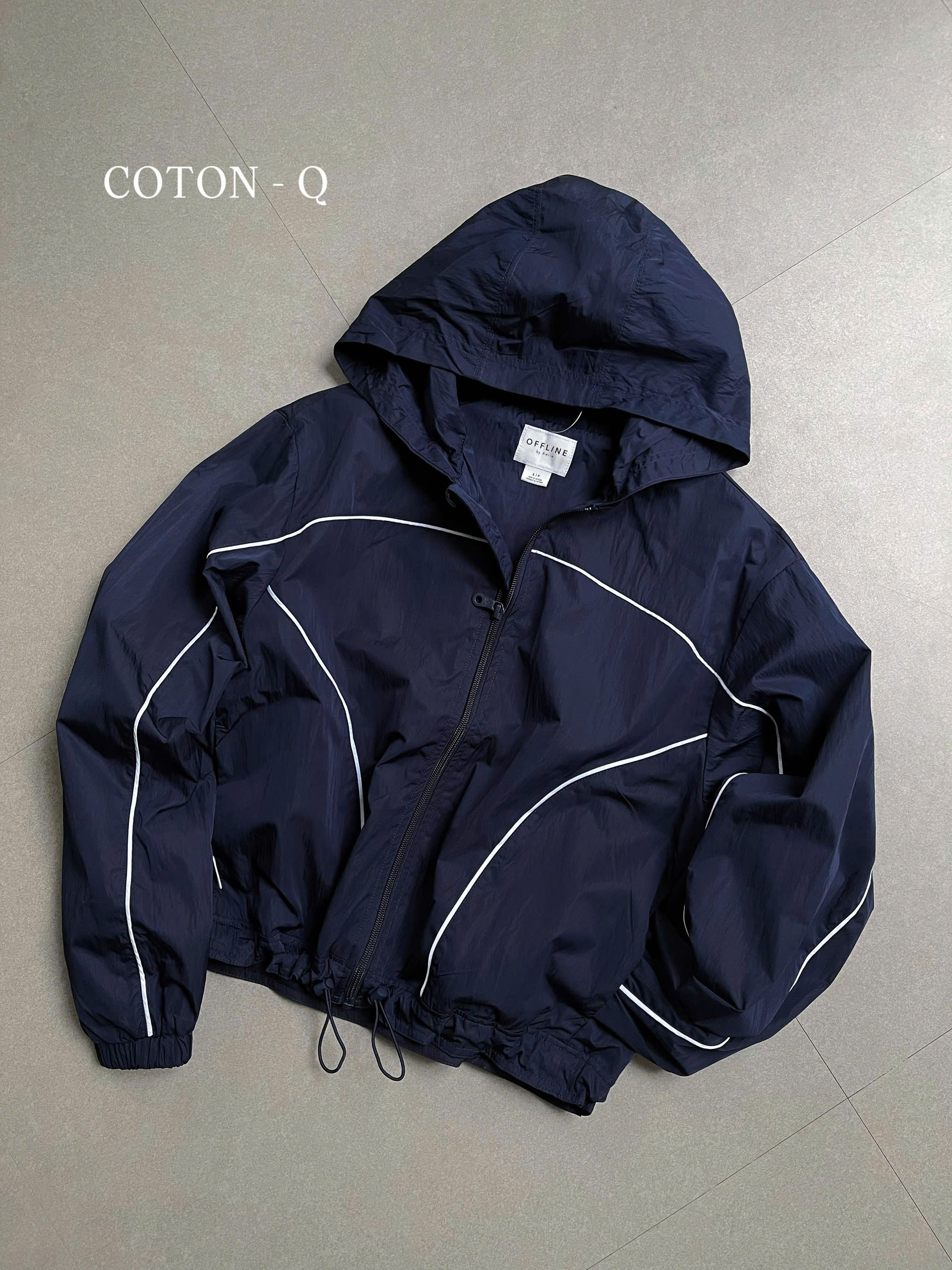 HK336 Áo khoác gió xanh đen