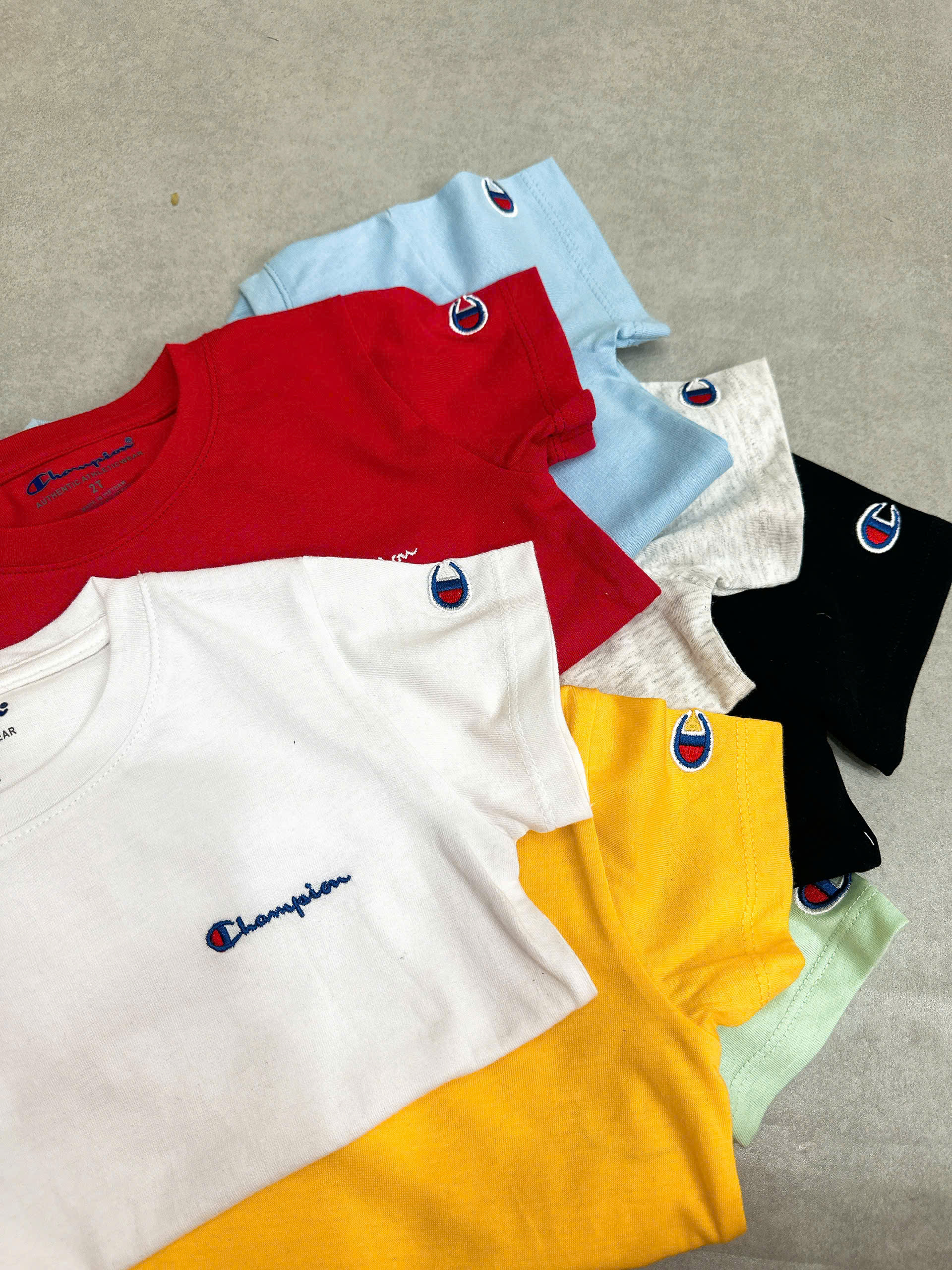 A35 69K ÁO CHARMPION NHIỀU MÀU