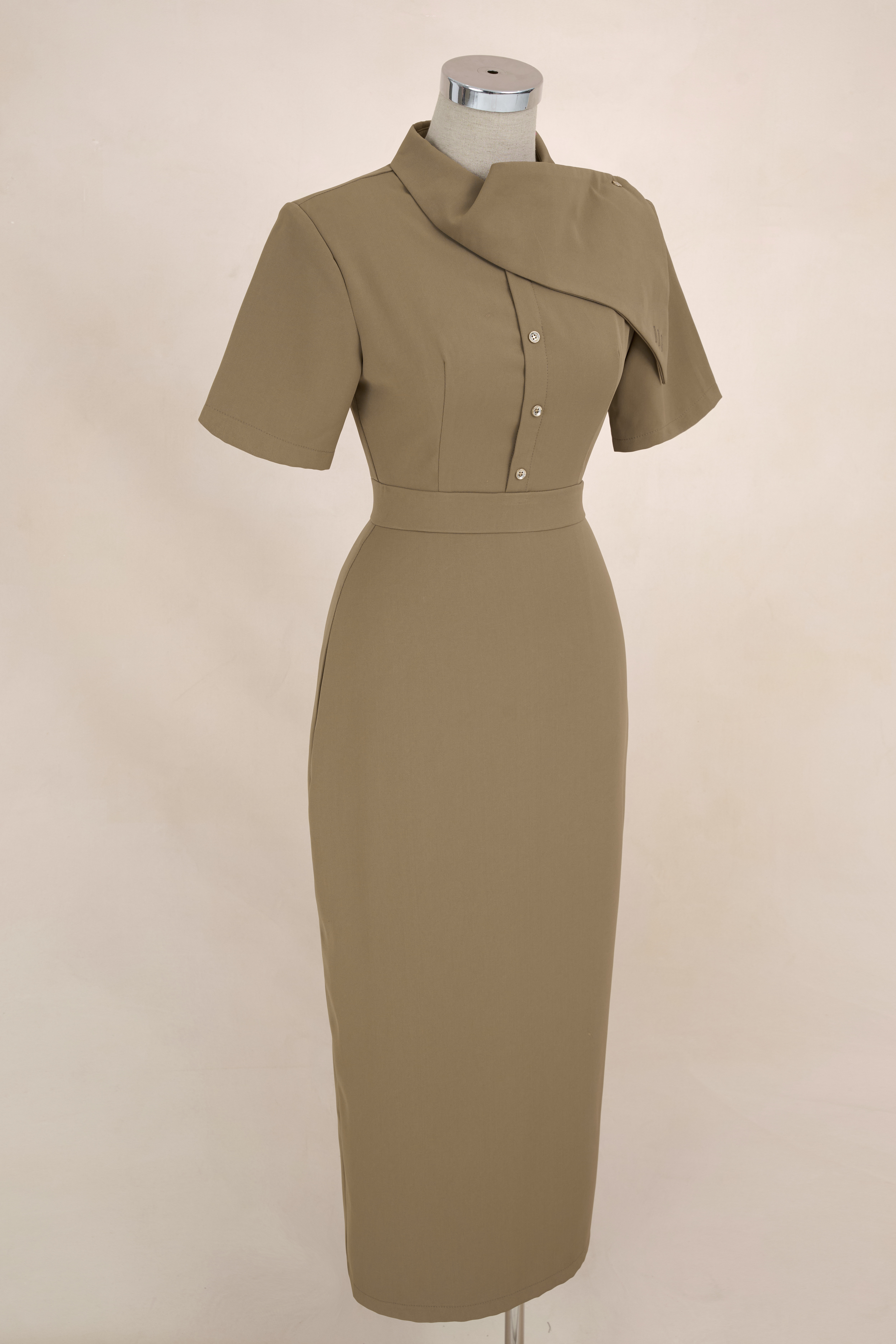 Đầm Suông Vạt Vai Tay Ngắn