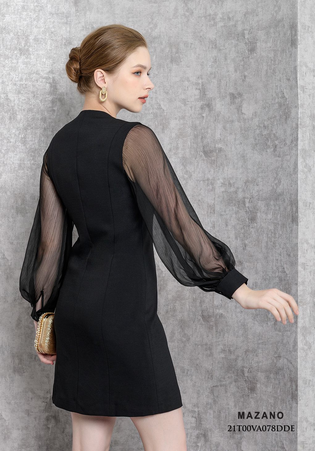 Đầm vest đen tay bồng cách điệu_thumbnail_5