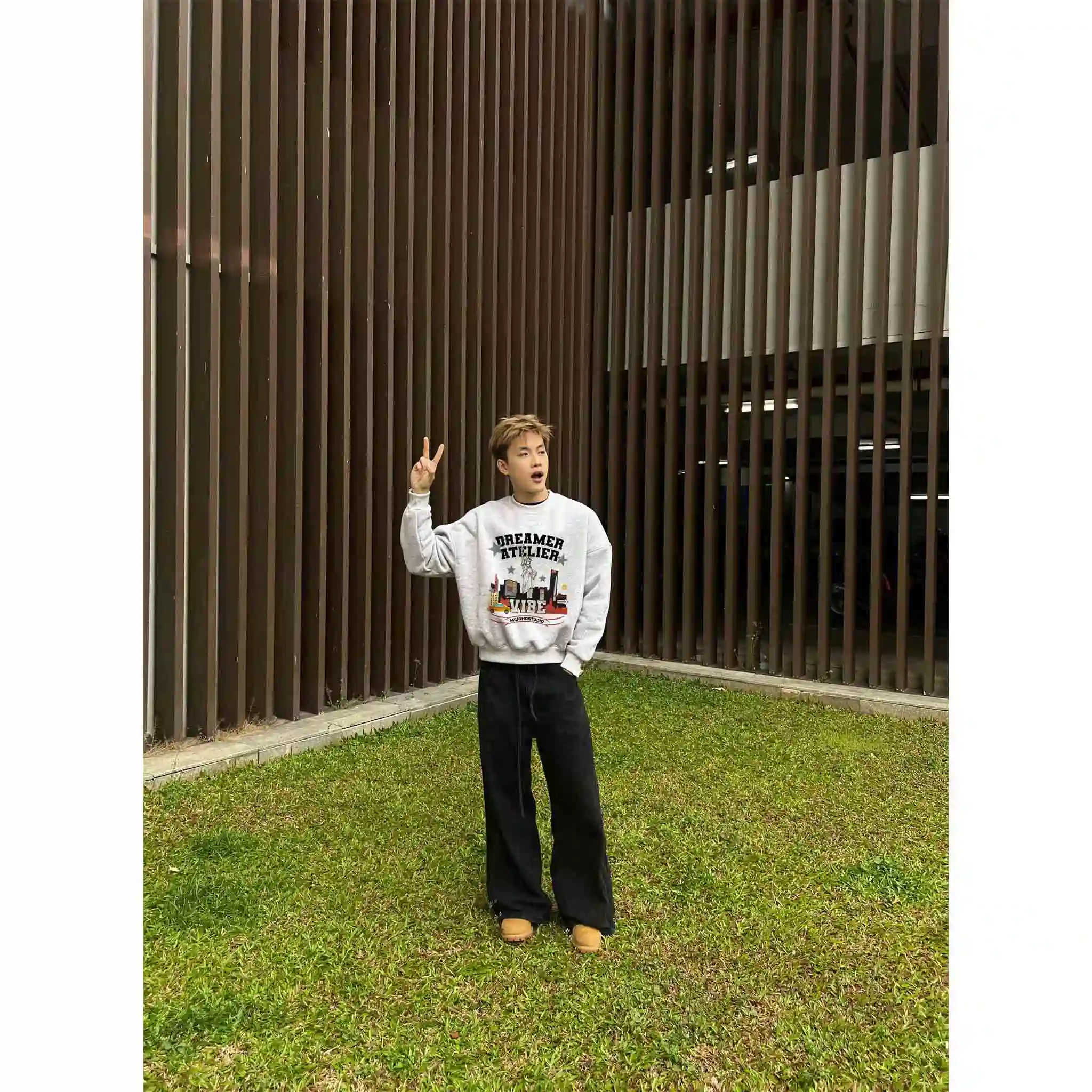 Áo Sweater nam form boxy Miucho Club nỉ 2 da mềm mại thoáng mát Dreamer Atelier in mix 2818_thumbnail_9