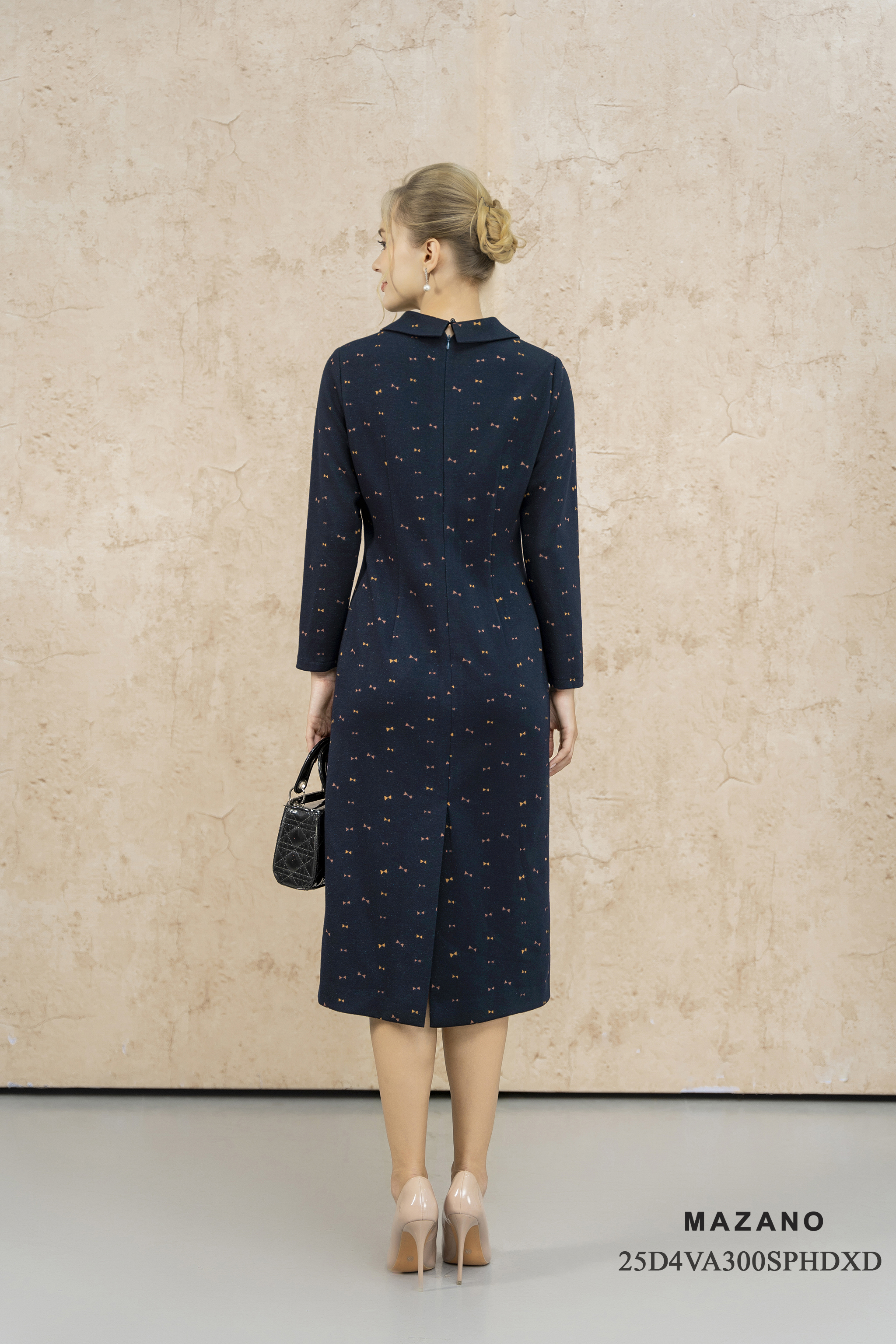 Váy Đầm Ôm Vải dạ len Họa tiết nhí Cổ bẻ có lá cổ Tay dài Dài qua bắp chân_thumbnail_4