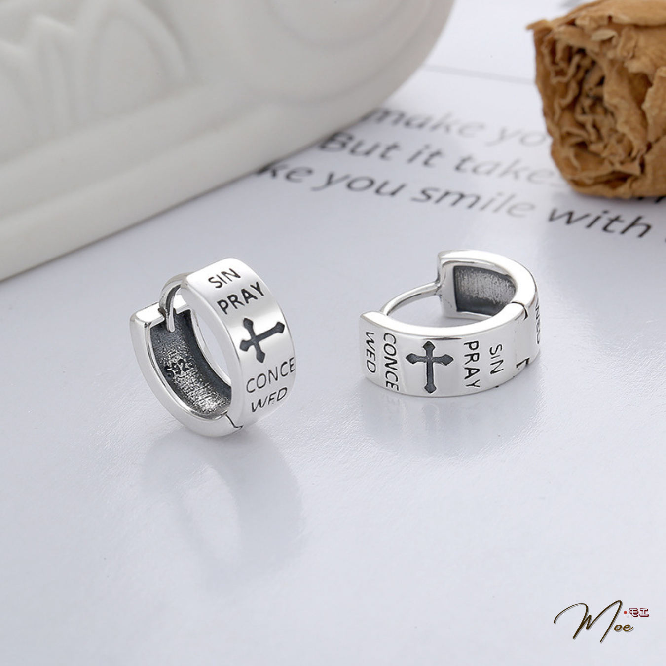 K268 - Khuyên tai thánh giá bản to Sin pray