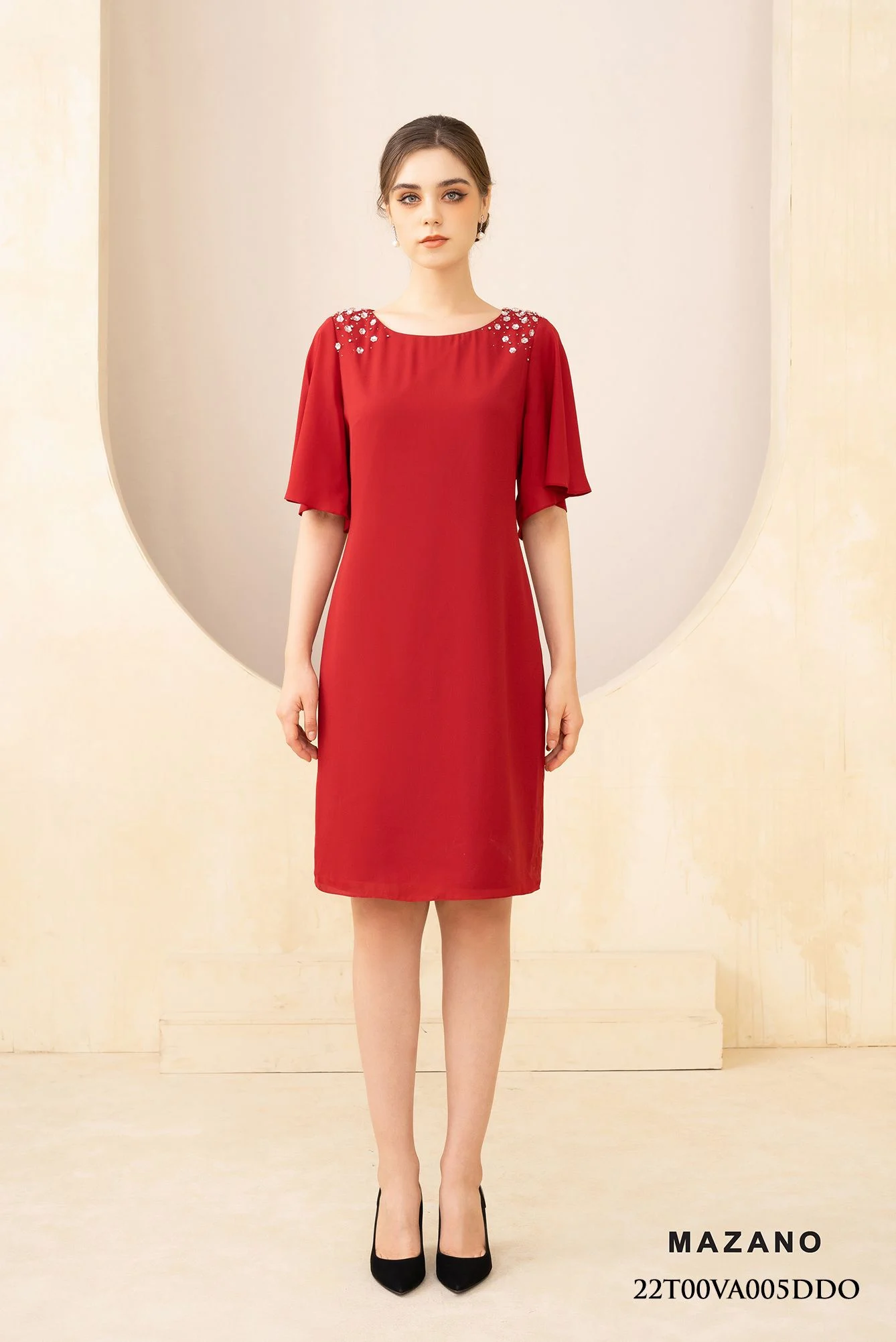 Đầm suông đỏ tay rủ vai đính đá_thumbnail_3