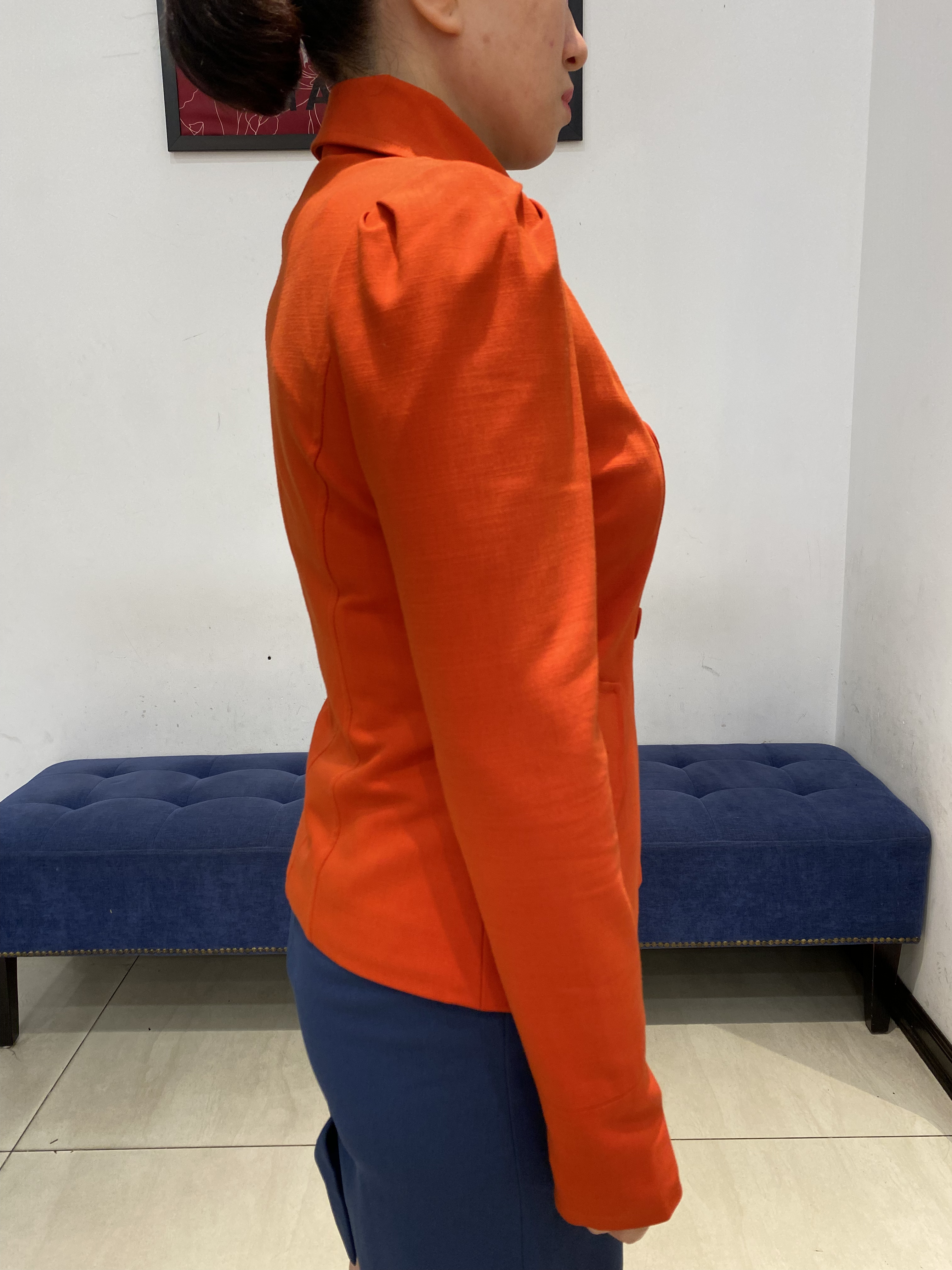 Áo khoác ngắn vải dạ Yumi màu da cam cách điệu_thumbnail_3