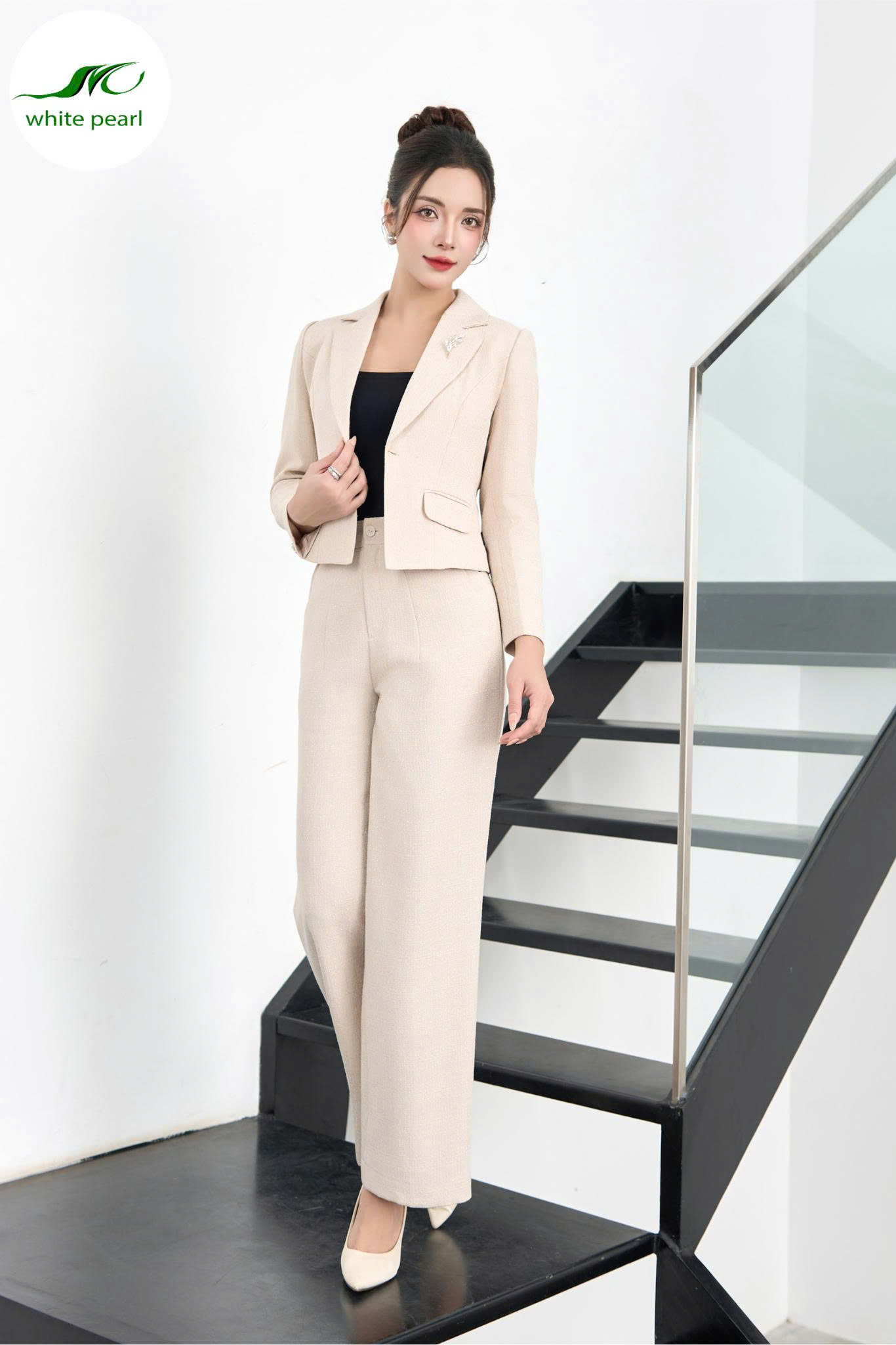 Quần suông dạ 1ly chìm / Áo Vest dạ cổ K Thời Trang Nữ White Pearl