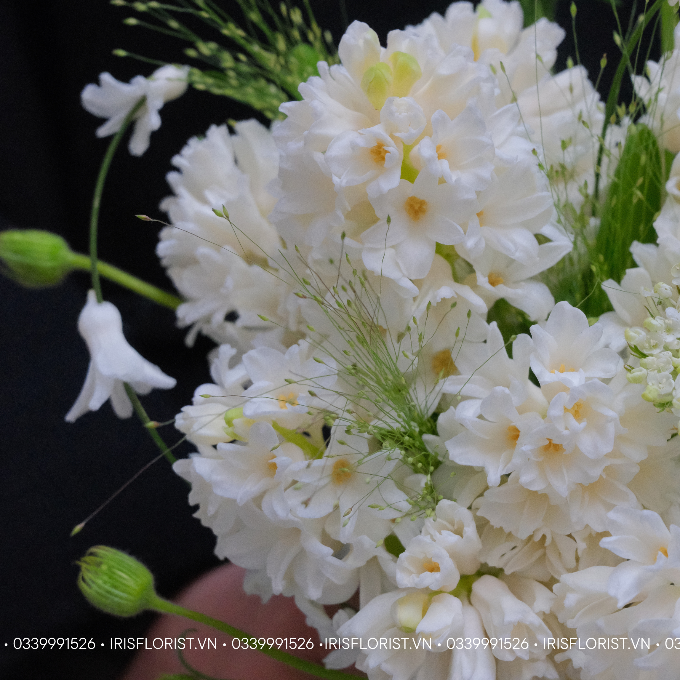 Bó hoa cưới Dạ lan hương trắng mix hoa phụ_thumbnail_2