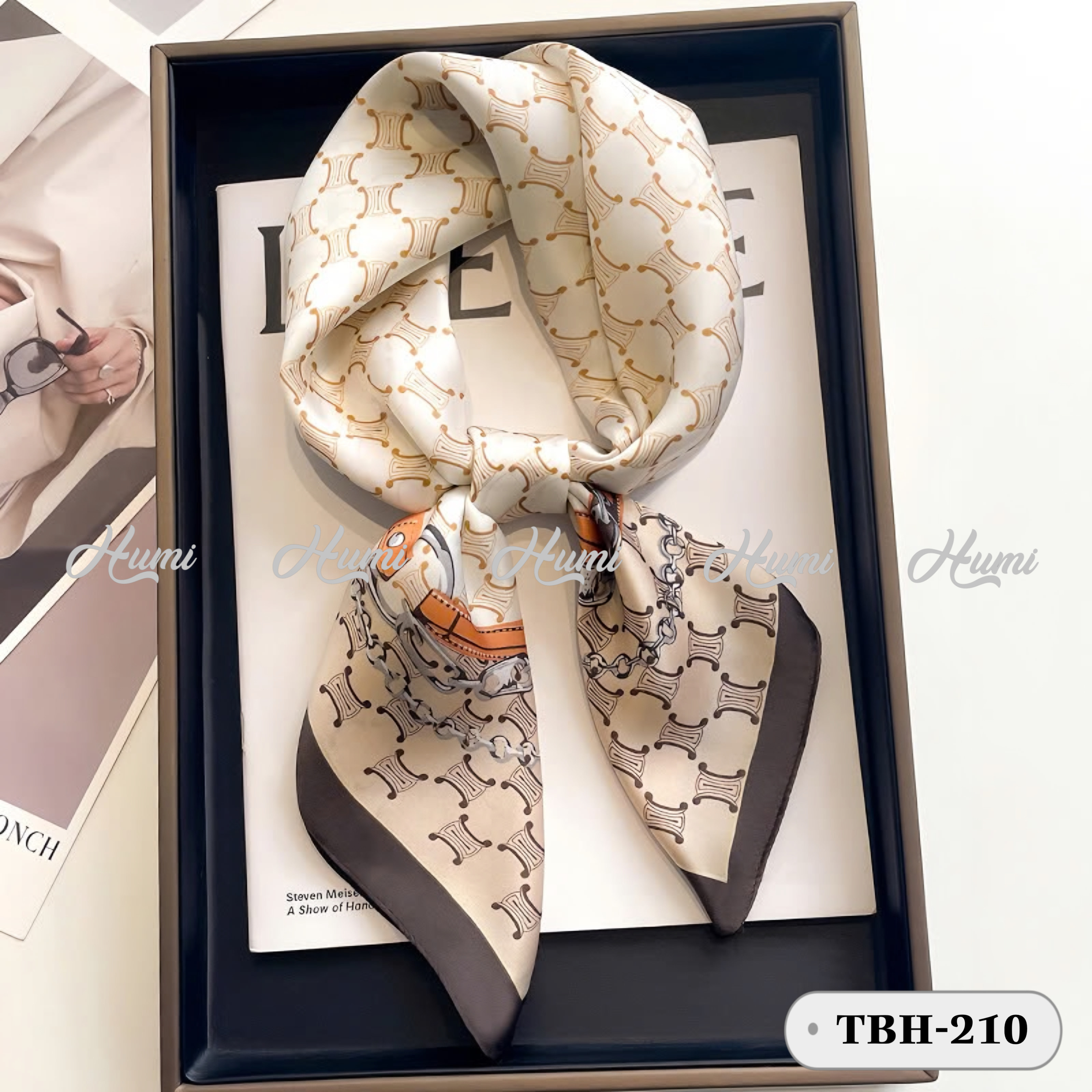 KHĂN LỤA VUÔNG HQ 70x70CM (TBH210)