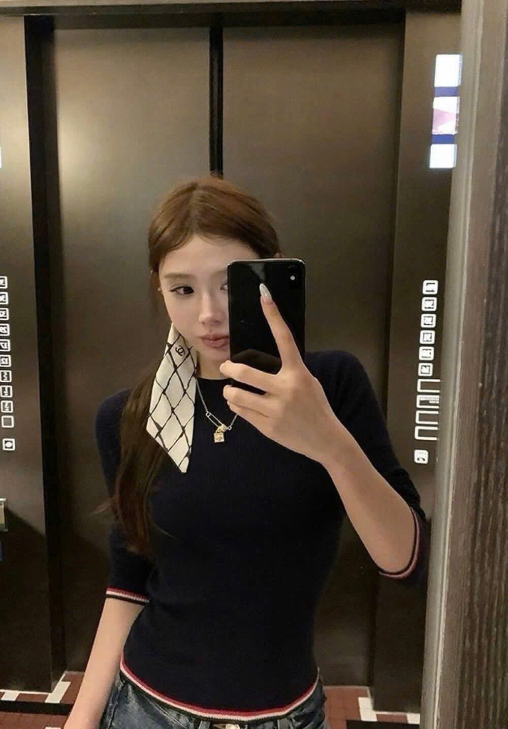 Áo len gân tay dài ( XANH ĐEN )_thumbnail_3