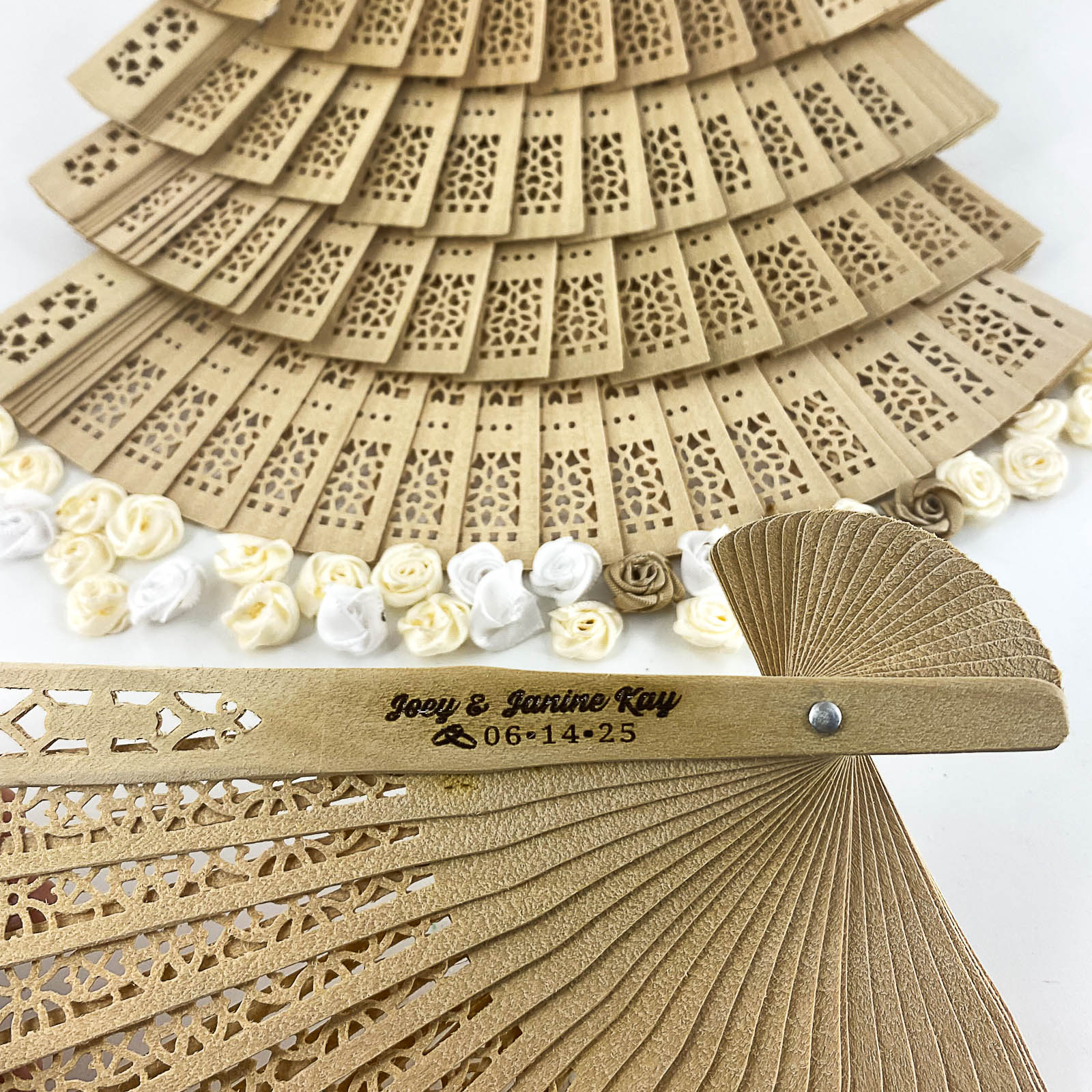 Wooden Fan Souvenir_thumbnail_2