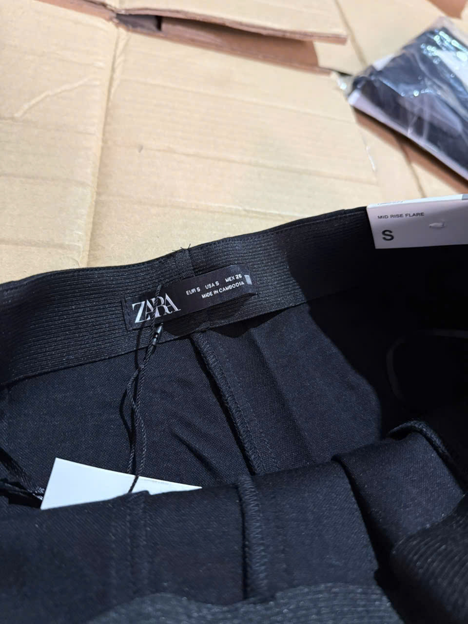 Quần ống loe đen xịn_thumbnail_4