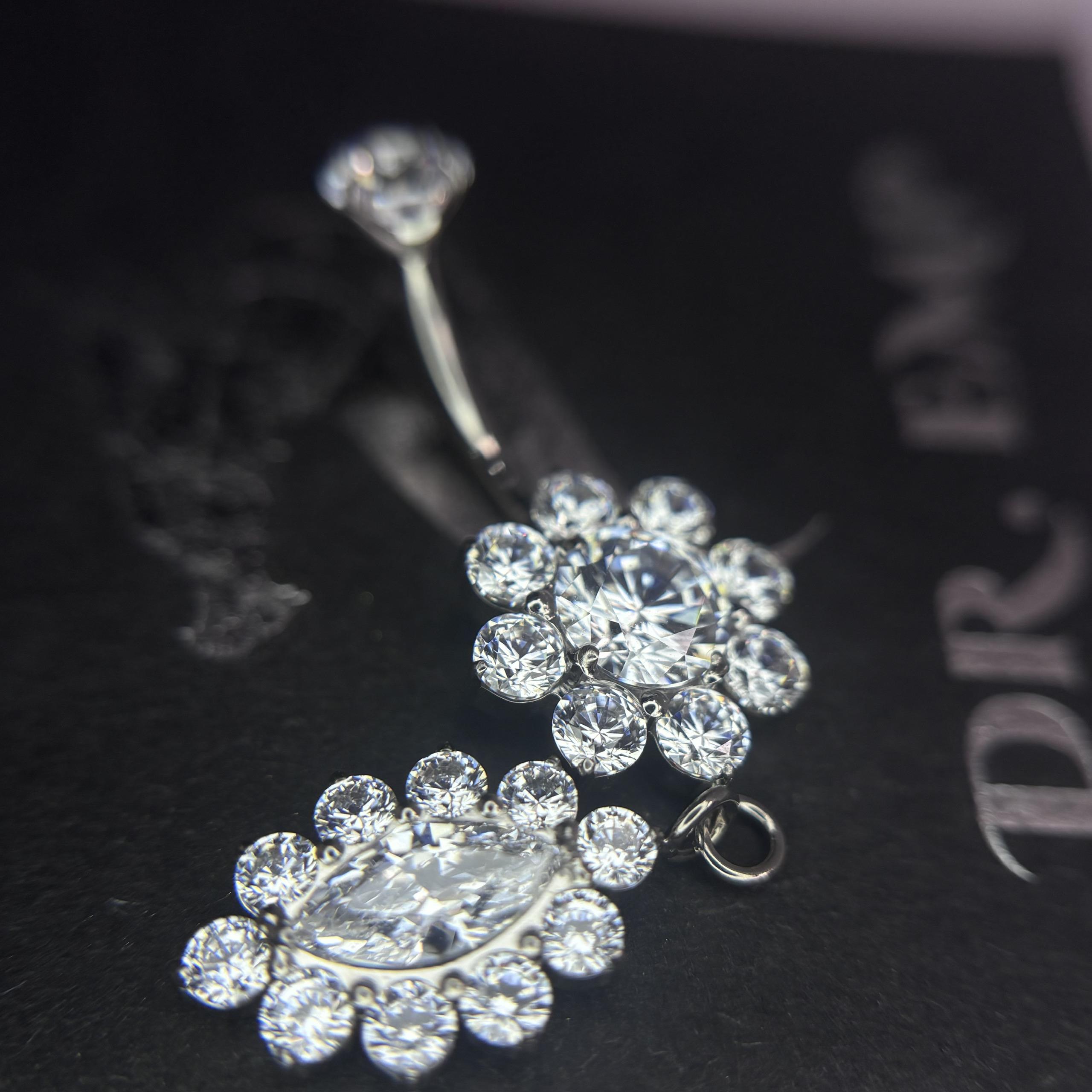 Rốn titan hoa 8 cánh lá lớn rơi 12mm_thumbnail_3