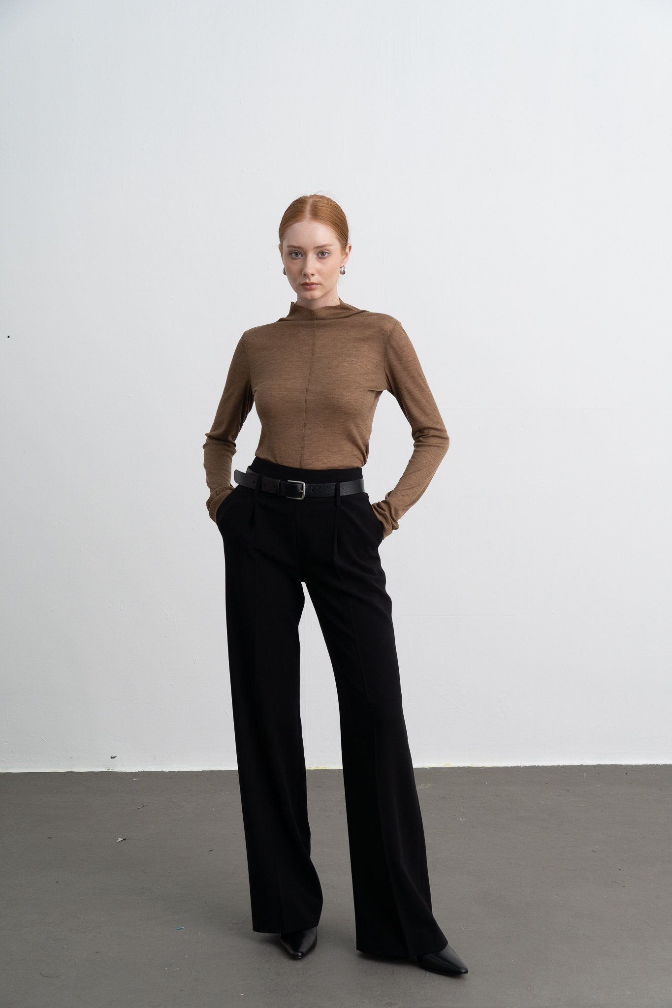 IVAAN PANTS_thumbnail_0
