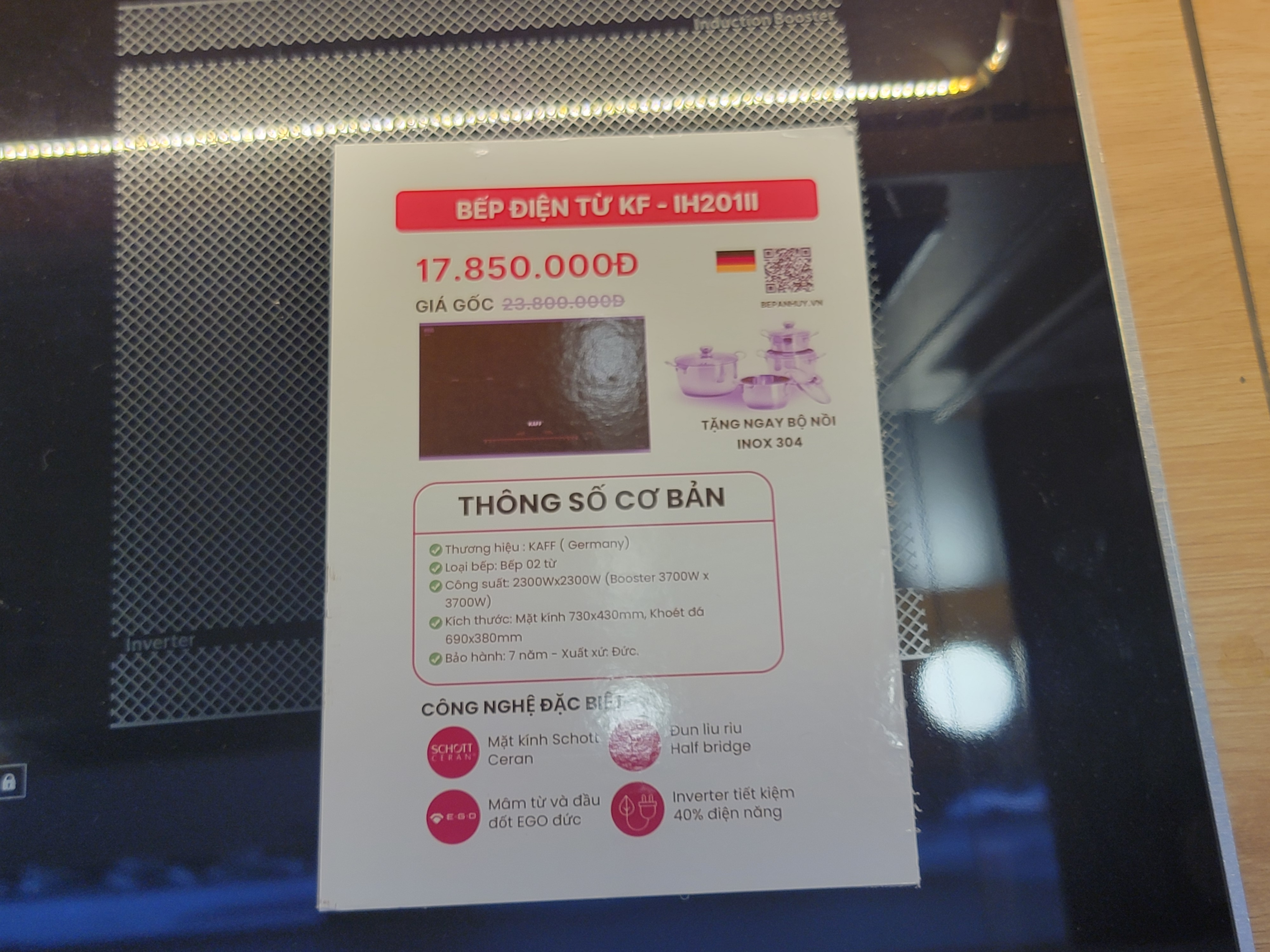 Bếp điện từ KF - IH201II trưng bày