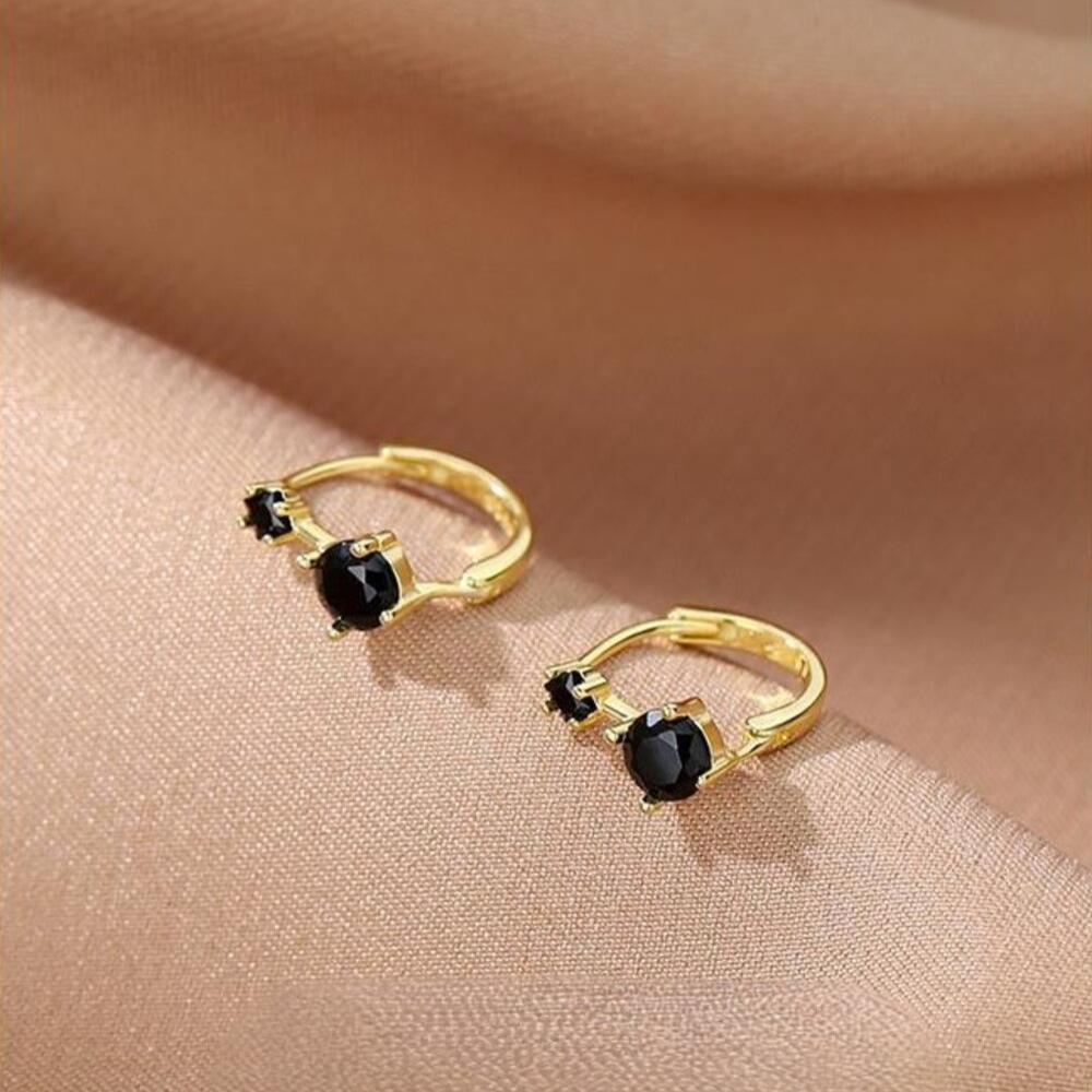 Hoa Tai Diora_thumbnail_0