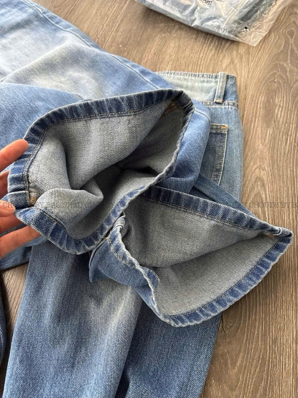 SALE Q124 QUẦN JEAN SUÔNG_thumbnail_1