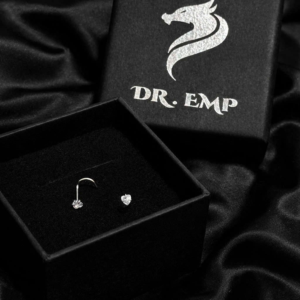 Mũi c kim cương tim trắng chấu.