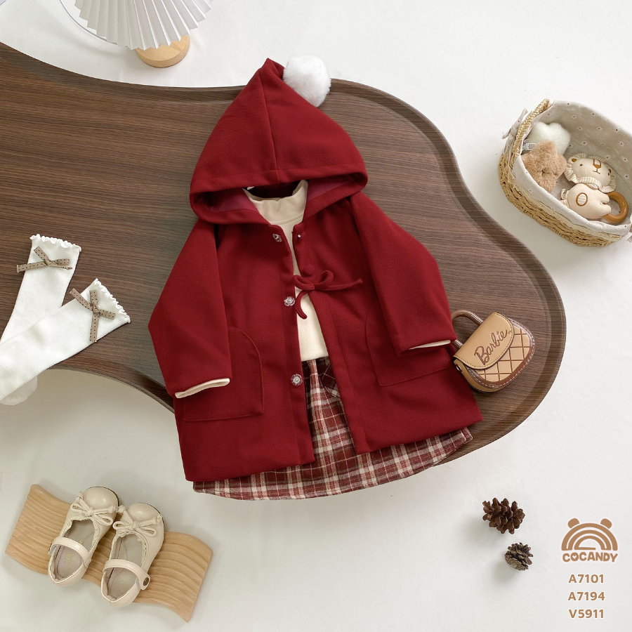 Áo khoác ĐỎ mũ chóp bông
