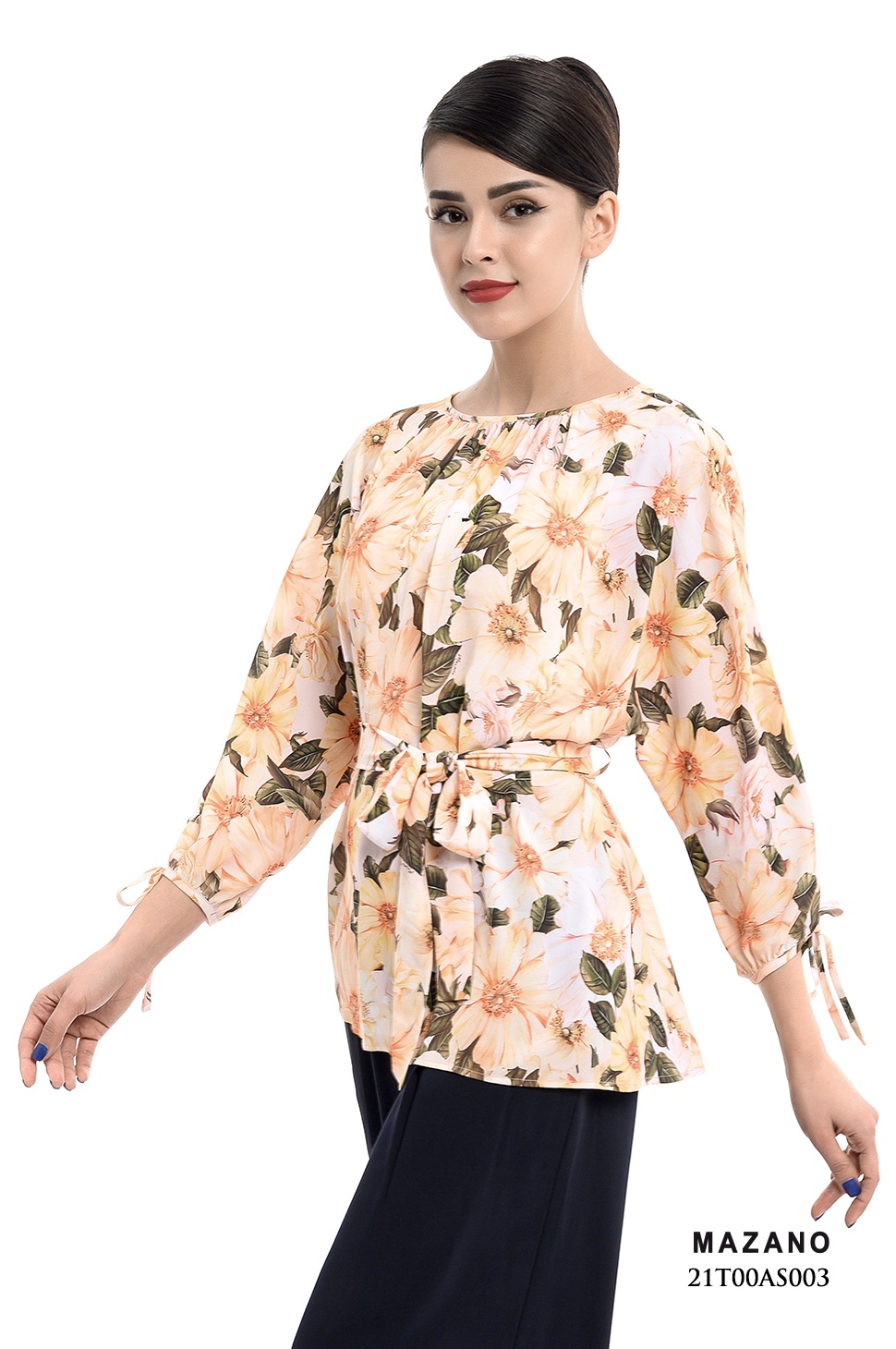 Áo vàng họa tiết tay liền thắt đai 21T00AS003HHA