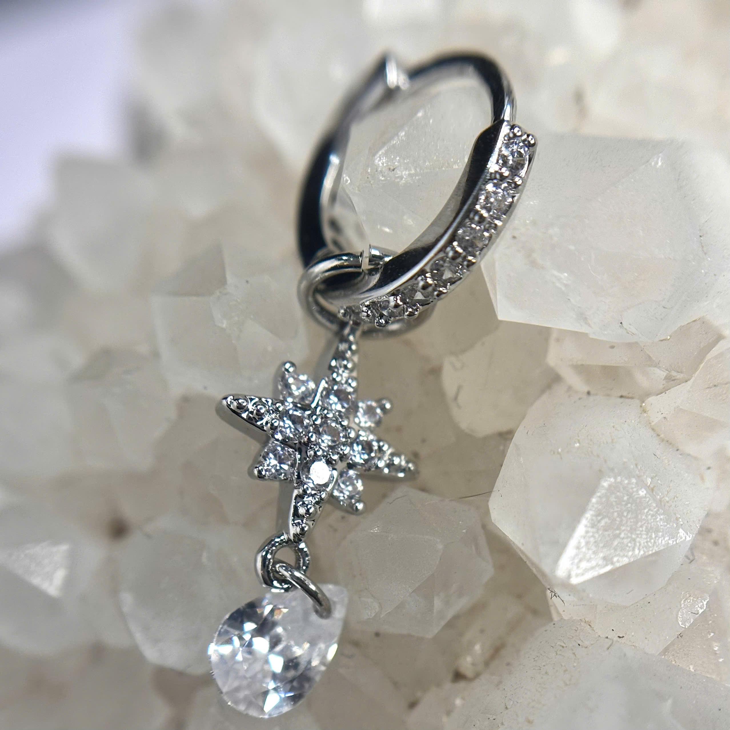 Khuyên vòng kiểu sao rơi đá size 8_thumbnail_1