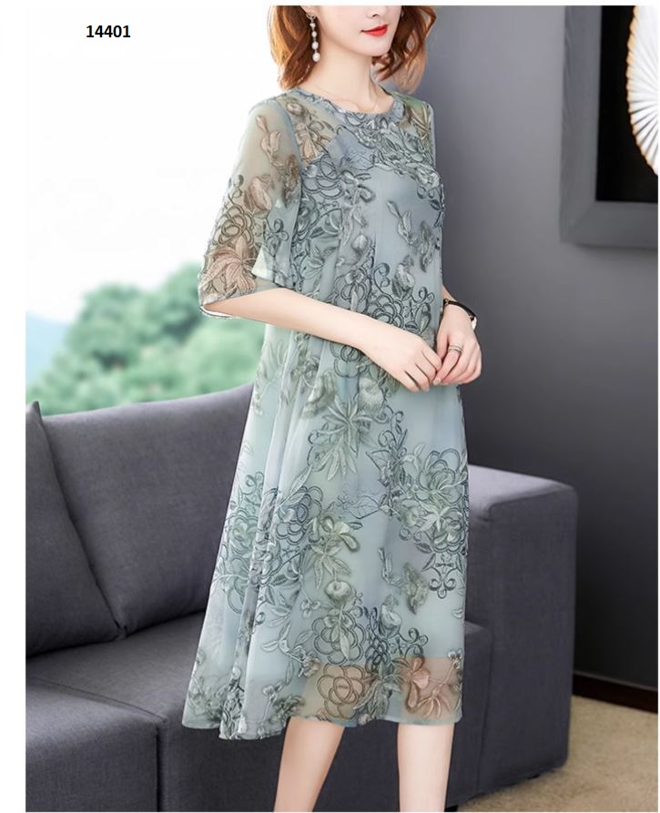 14401-Đầm suông form rộng tay lỡ in hoa nổi_thumbnail_0