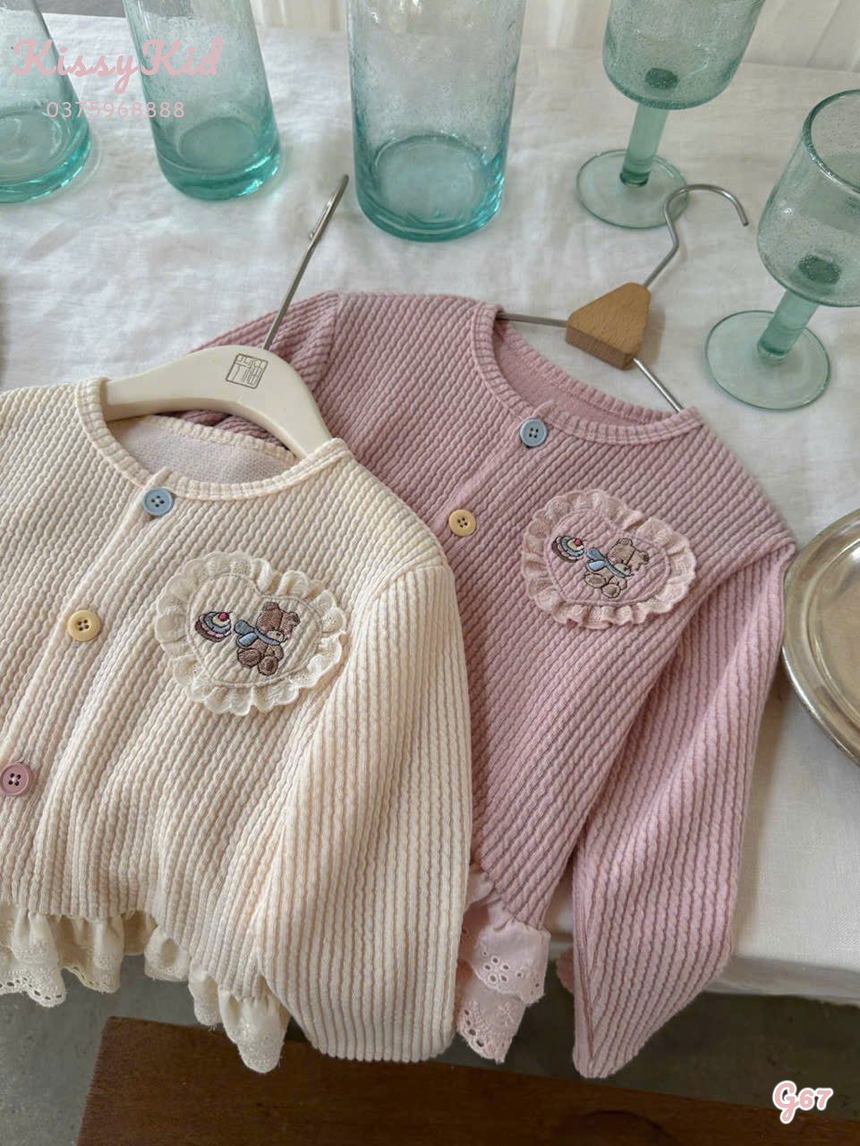 (G67) Áo thun tăm mỏng viền bèo màu hồng sen thêu tim nổi Ucee Heyduck_thumbnail_0