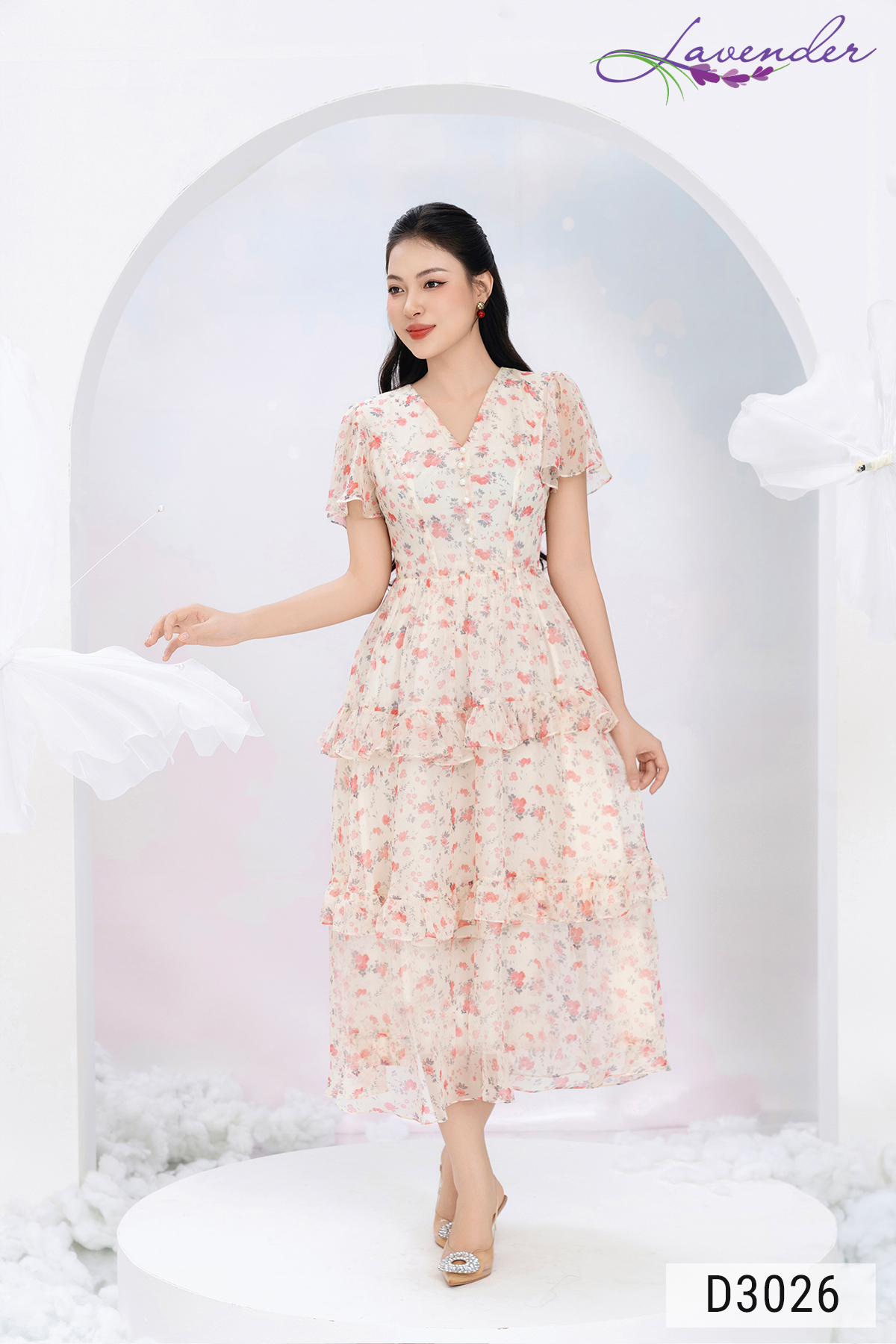 Đầm hoa tơ trắng 3 tầng cổ V tay ngắn D3026_thumbnail_1