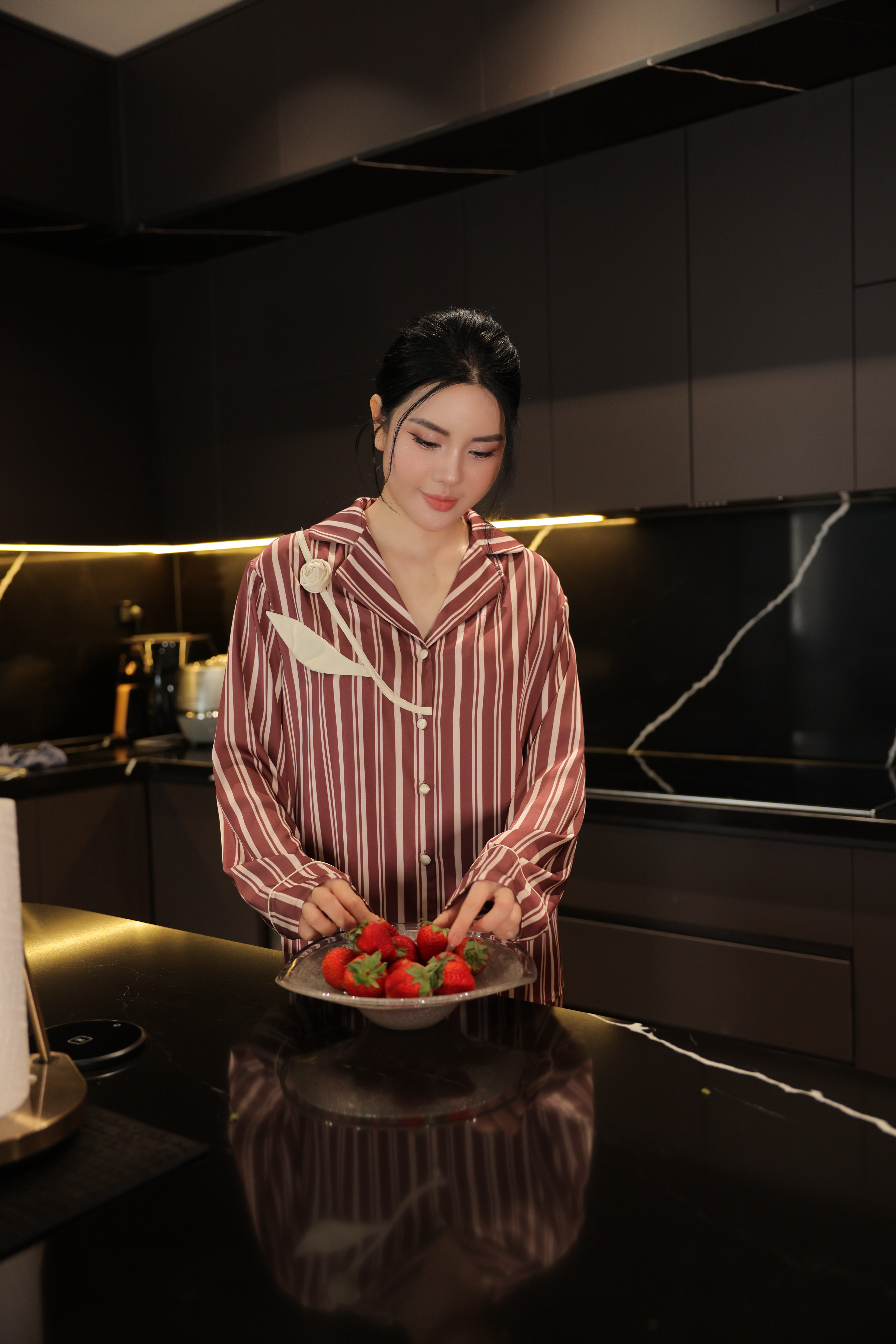 Bộ Lụa 𝑺𝒐𝒇𝒕 𝑯𝒐𝒖𝒓𝒔 áo dài tay, quần dài BN653_thumbnail_7