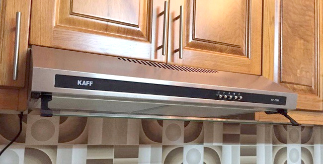 Tấm lưới lọc dễ dàng vệ sinh của máy hút mùi Kaff KF-738I